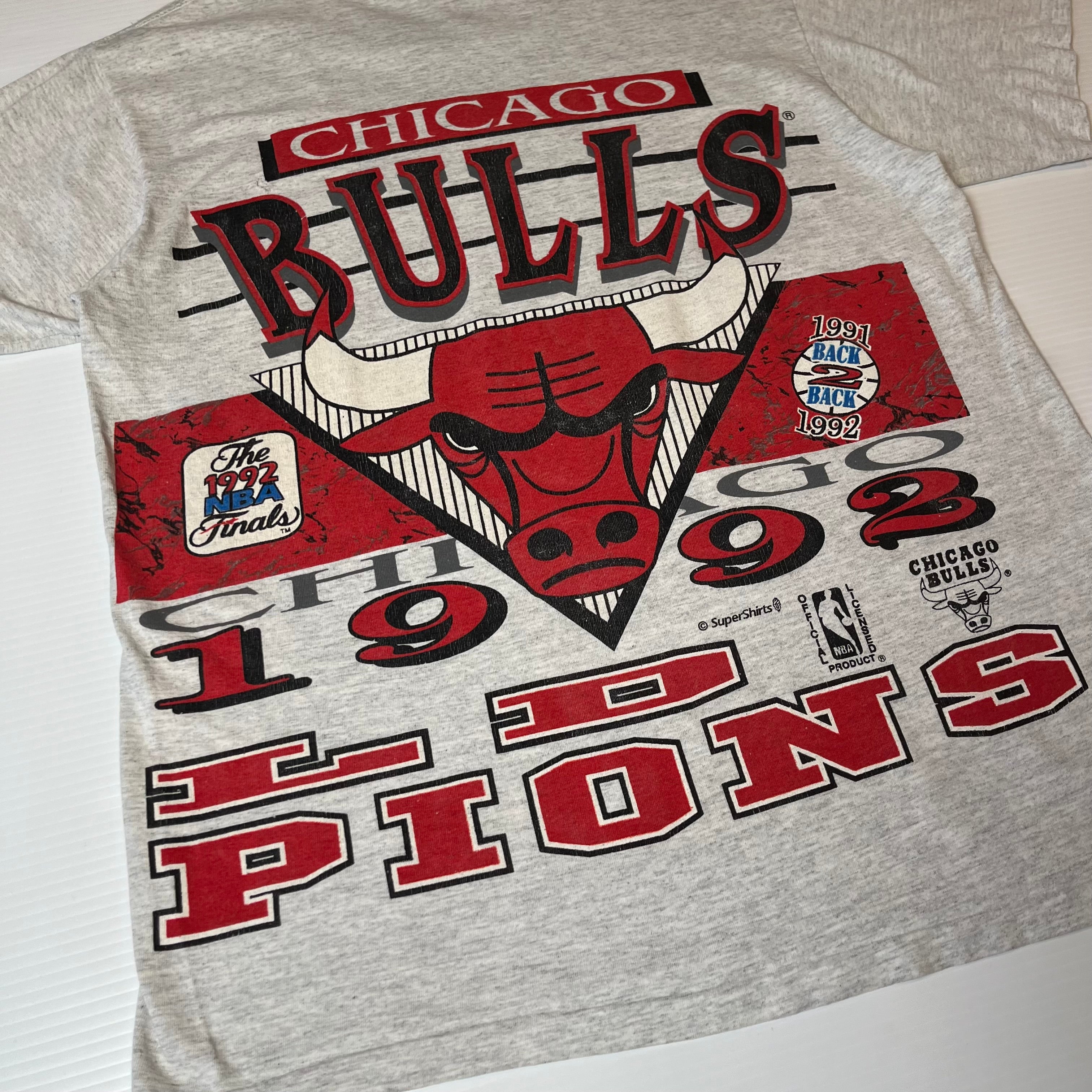 1992 Chicago Bulls World Champions AOP Tee L