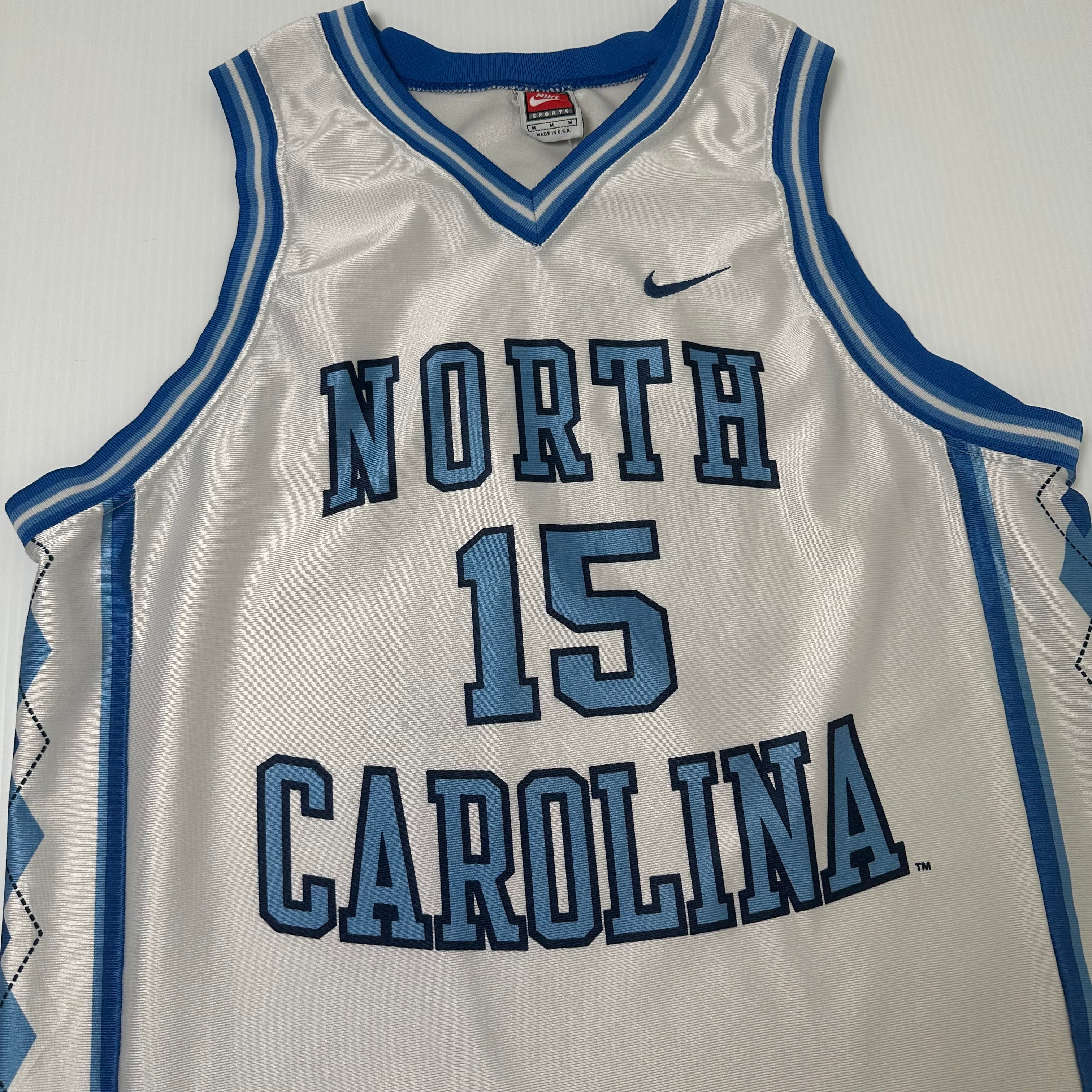 Vintage Nike North Carolina #15 Basketball Jersey M