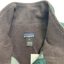 Load image into Gallery viewer, Vintage Patagonia Sherpa Lined Vest XL
