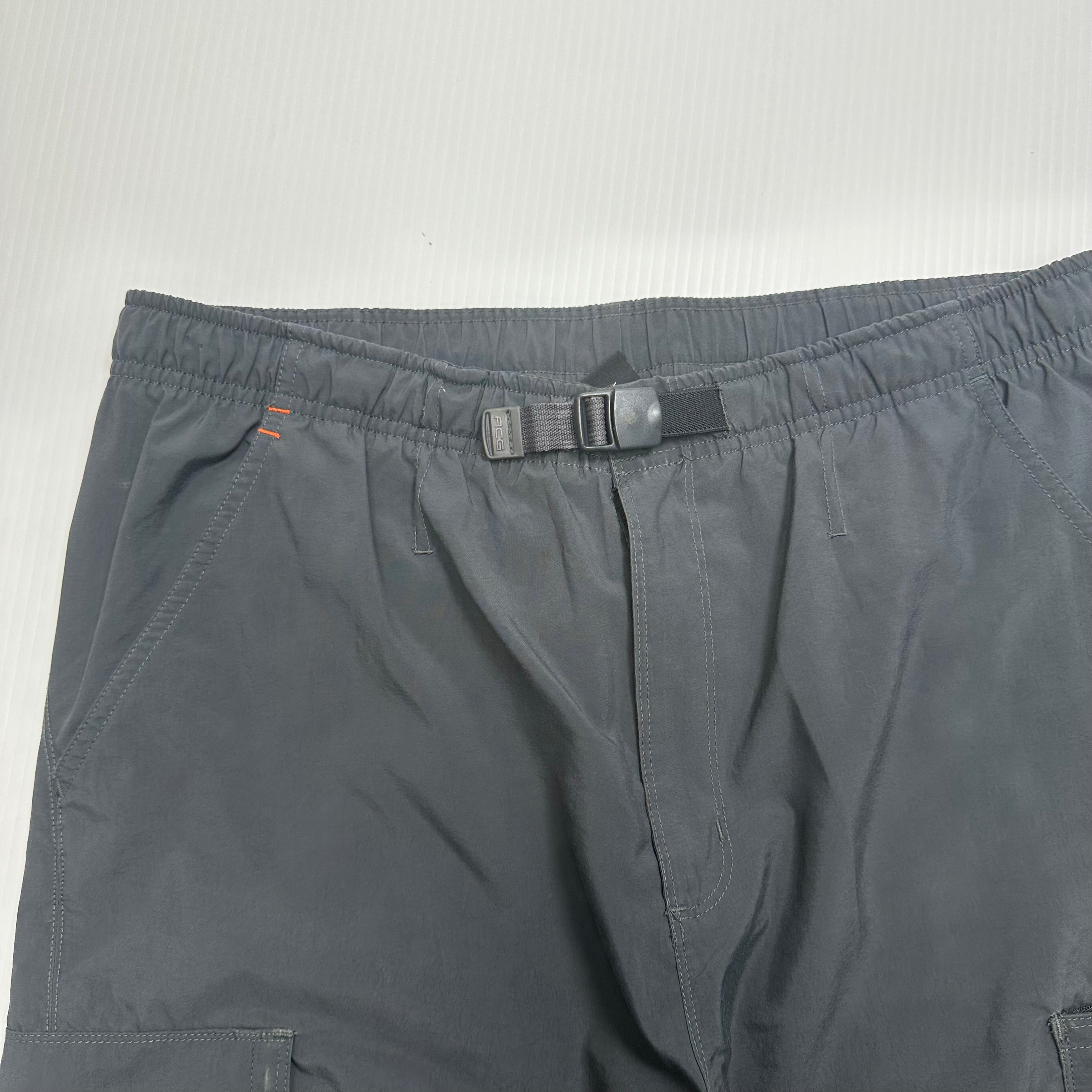 Vintage Nike ACG Wide Leg Cargo Pants L