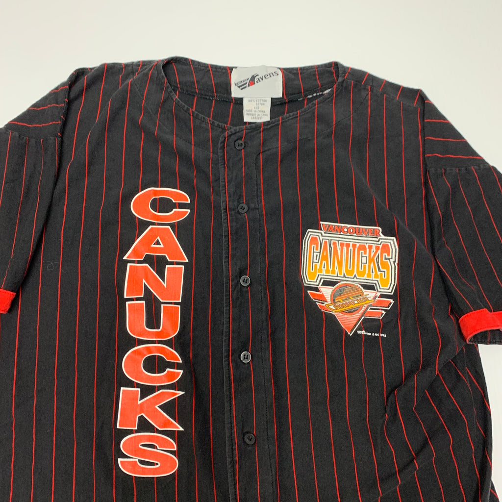 93’ Canucks Baseball Shirt L