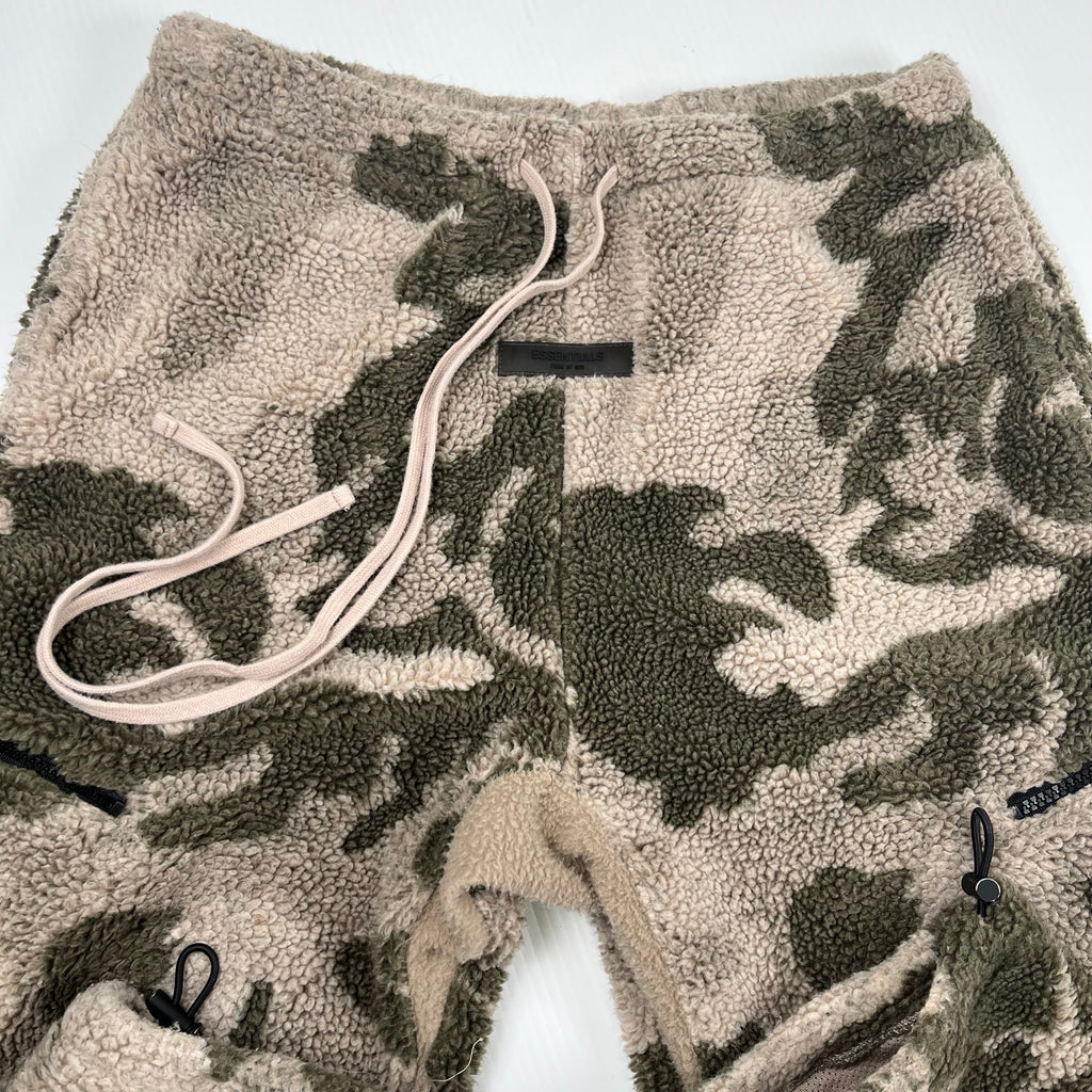 Essentials Fear Of God Camouflage Fleece Pants M