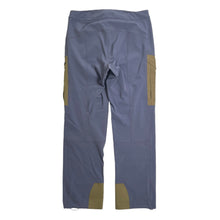 Load image into Gallery viewer, Arc&#39;teryx Two-Tone Hiking Pants 34
