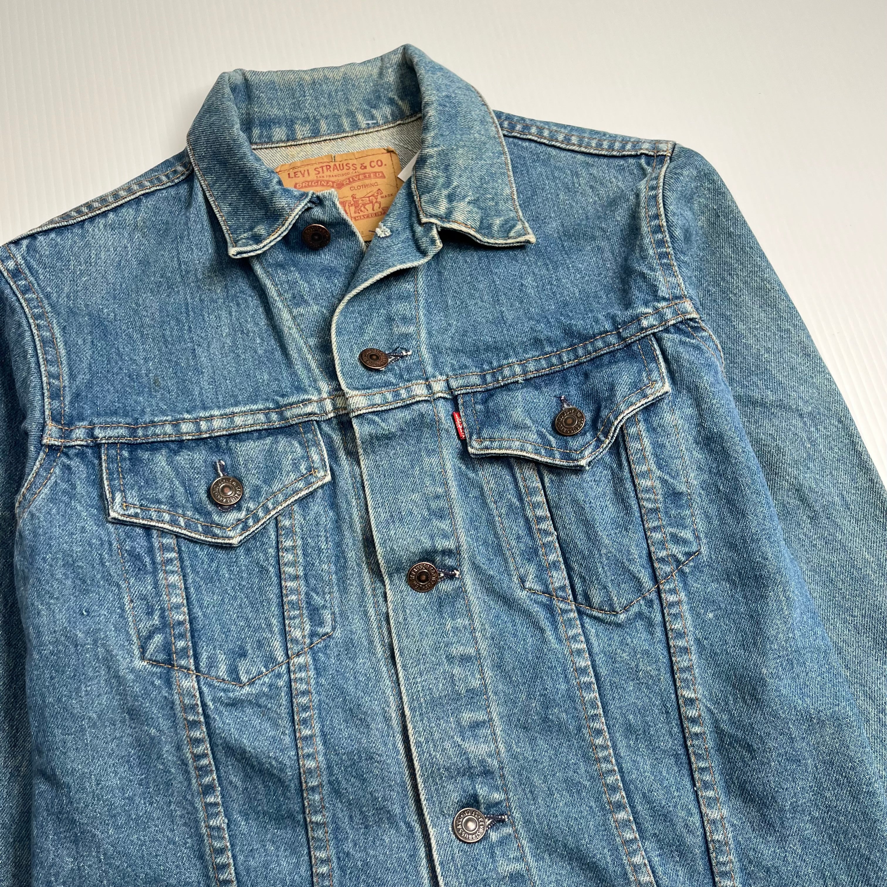 Vintage Levi's Medium Wash Denim Jacket Women's L