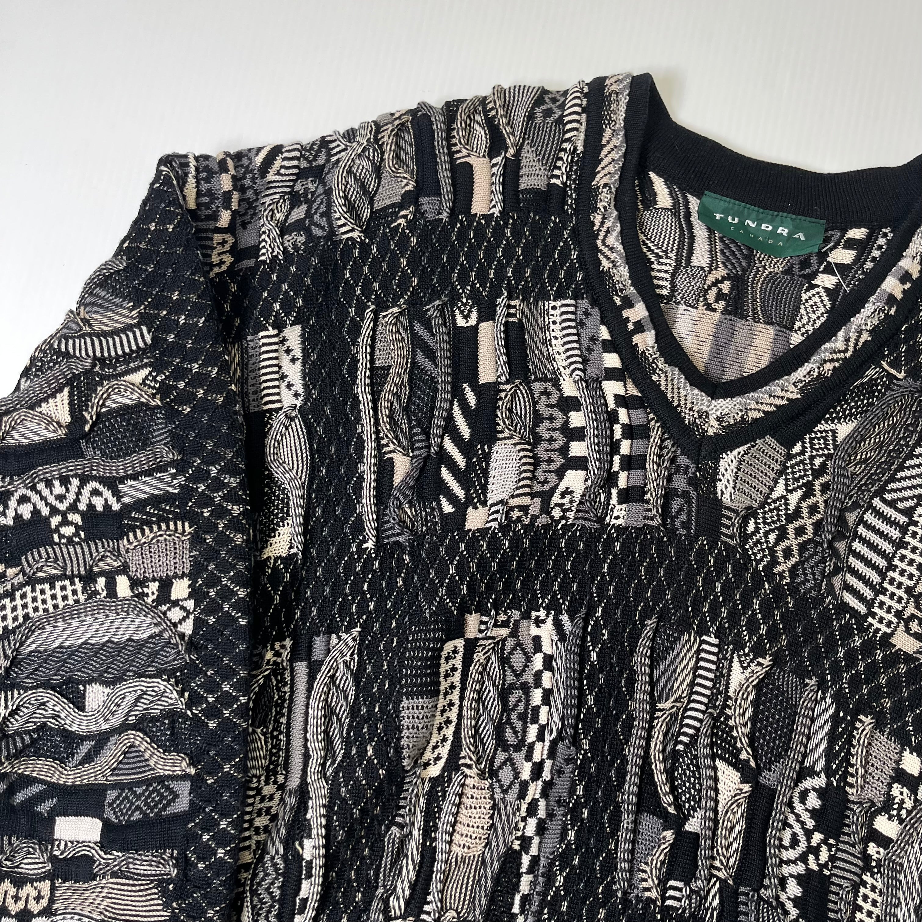 Vintage Tundra 3D Knit V-Neck Sweater XL
