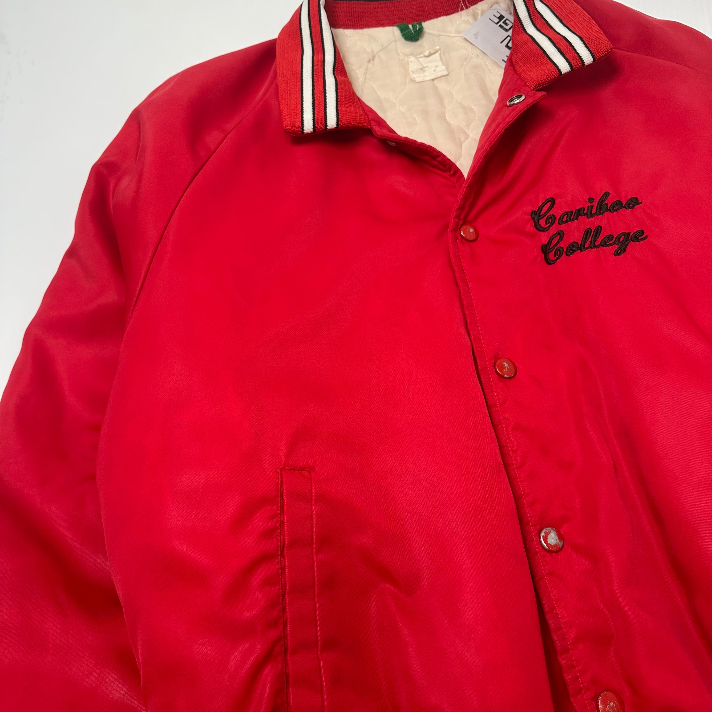 Vintage Cariboo College Quilted Jacket XL