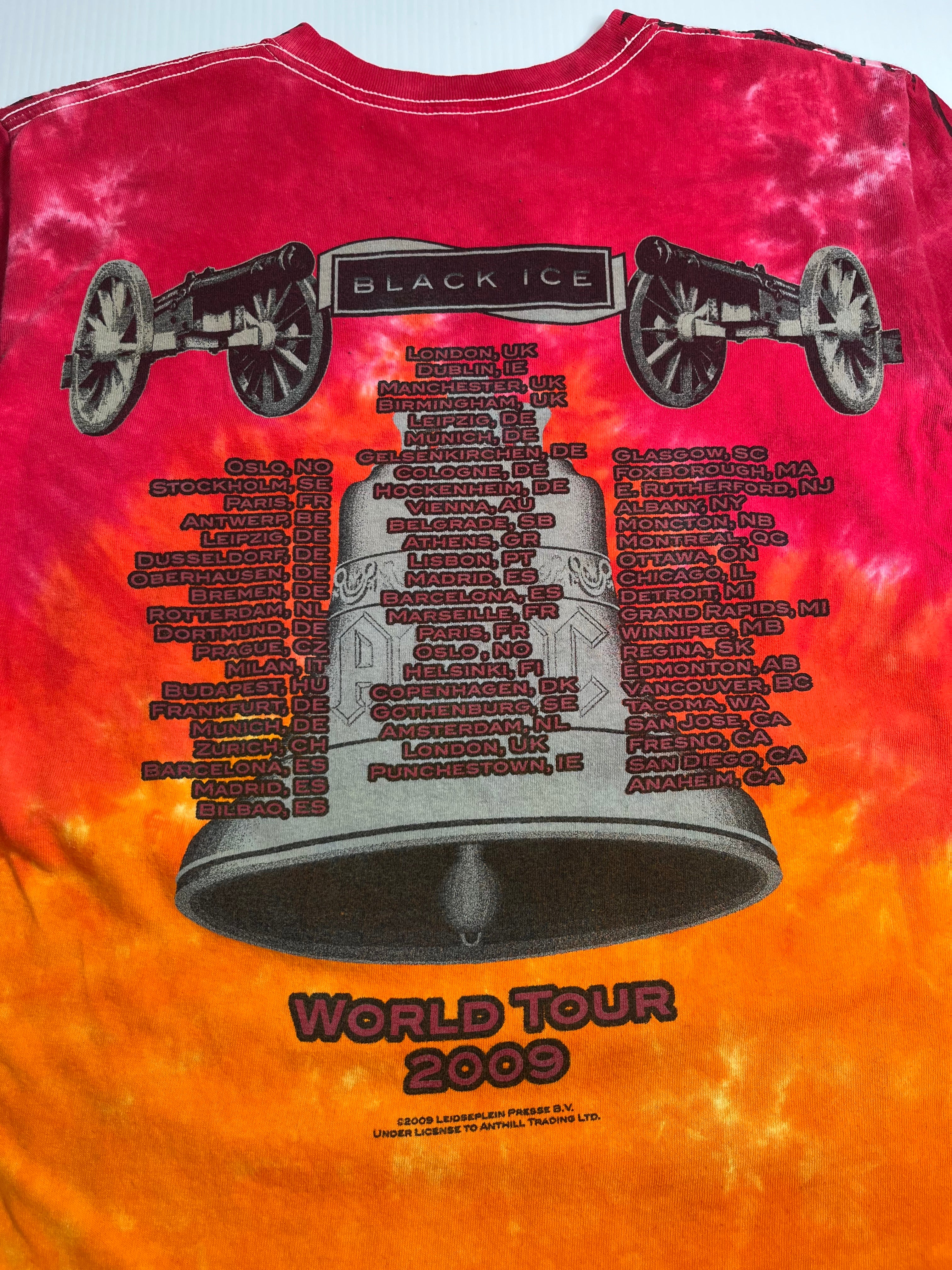 2009 AC DC Black Ice World Tour Tie Dye Tee S