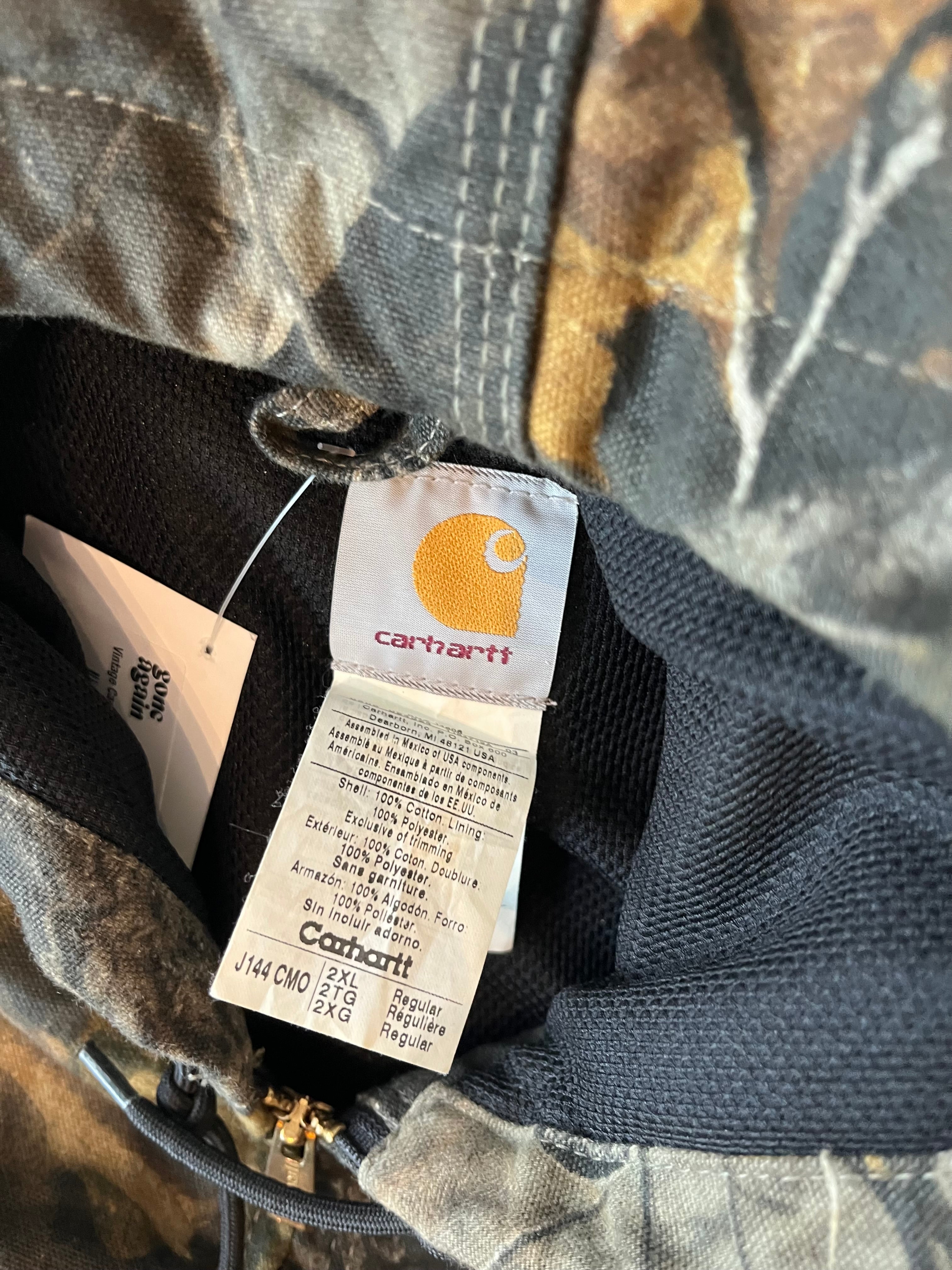 Vintage Carhartt Real Tree Hooded Zip Jacket XXL