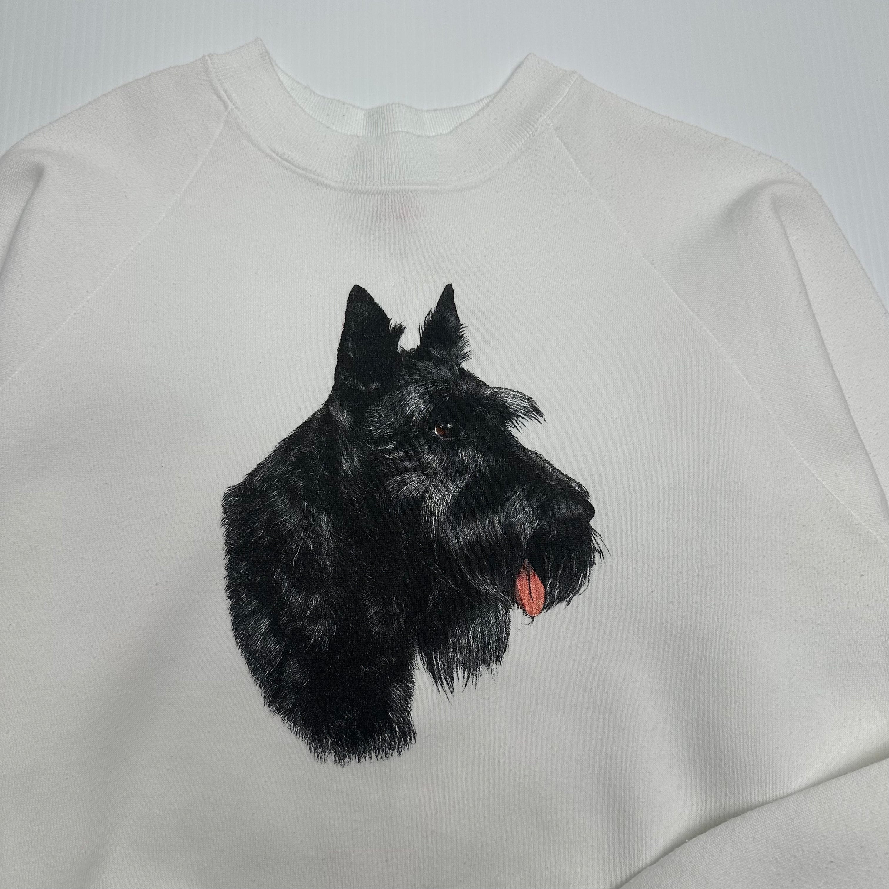 Vintage Schnauzer Dog Graphic Crewneck L