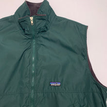 Load image into Gallery viewer, Vintage Patagonia Sherpa Lined Vest XL
