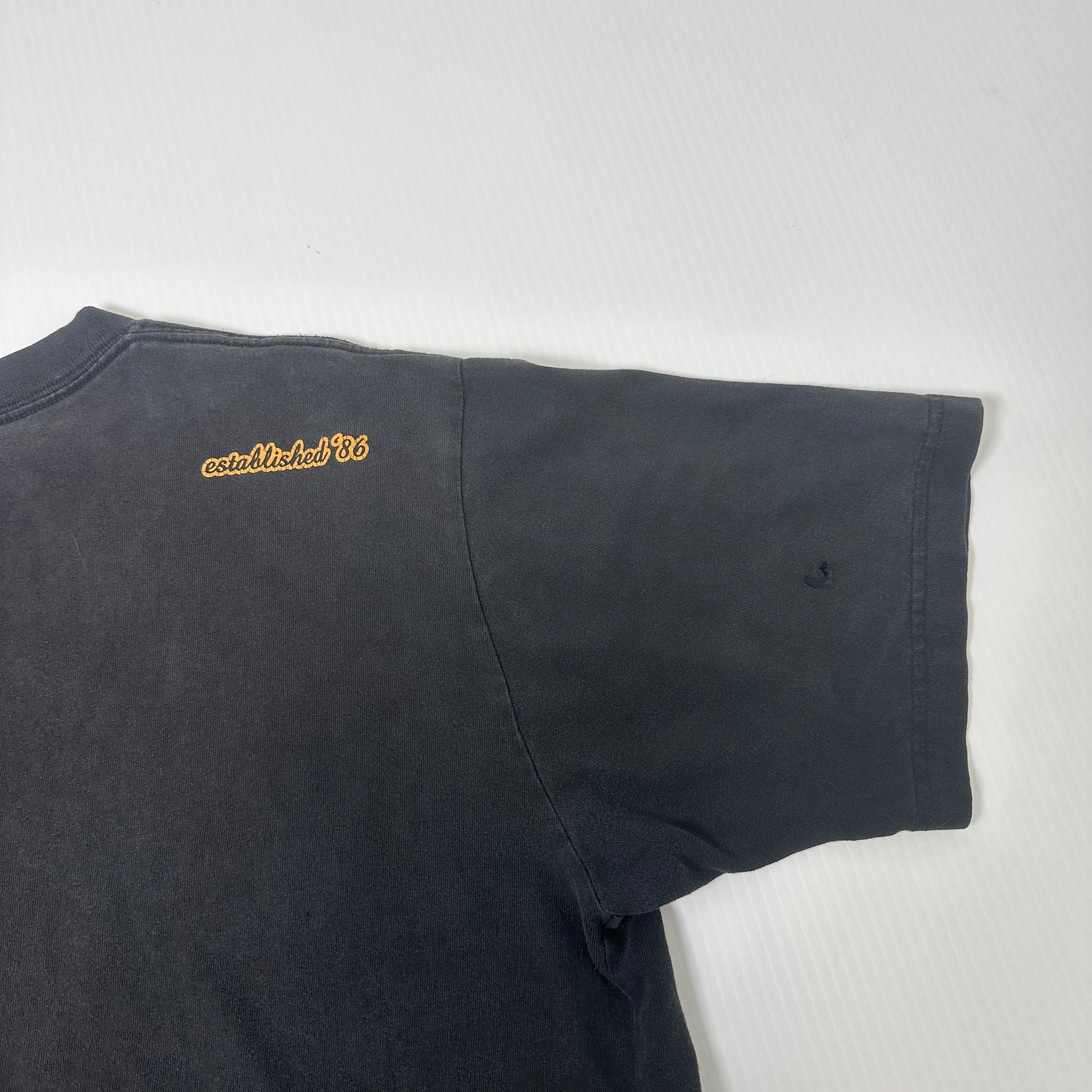 Y2K Airwalk Classic Car Skate Tee L