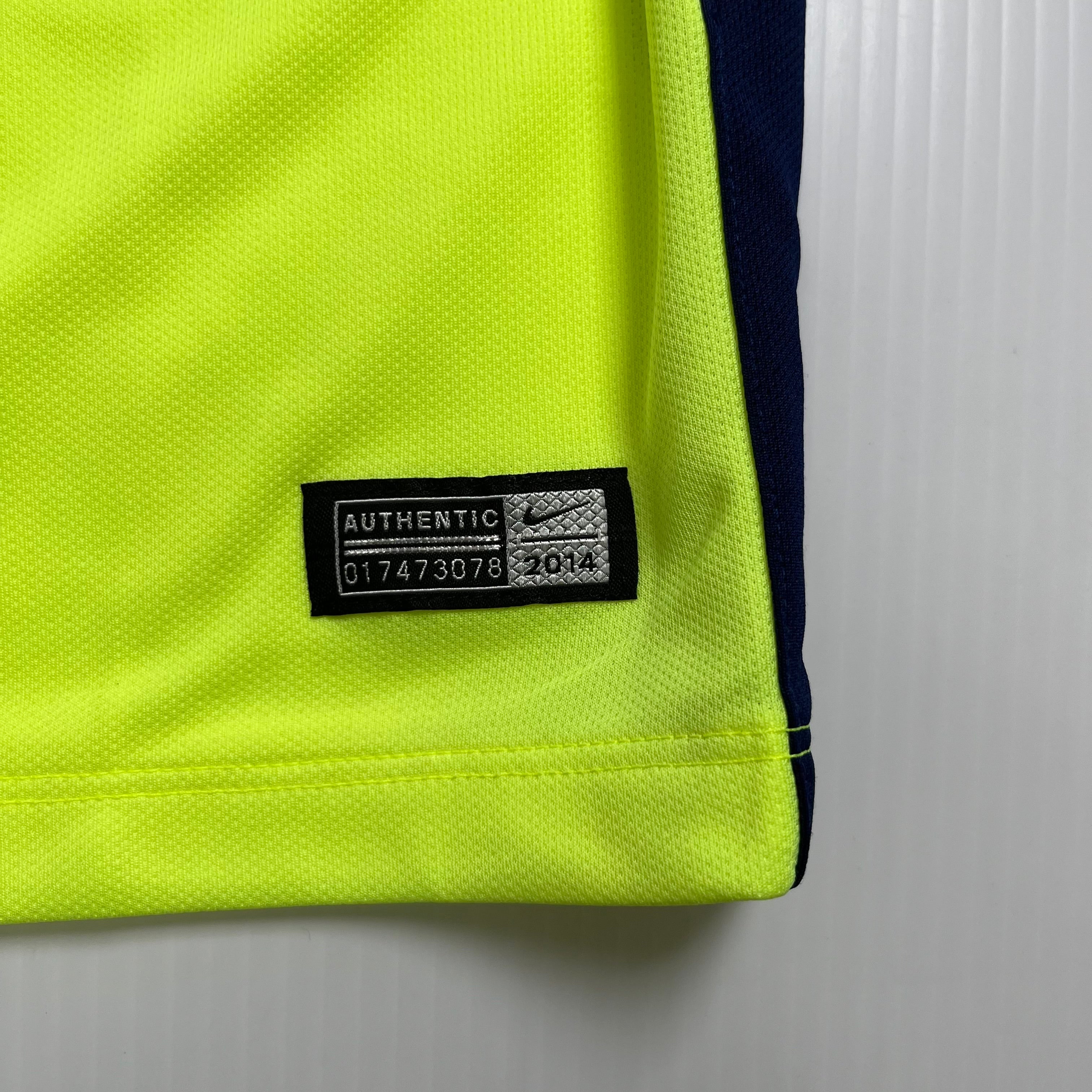 2014-15 Nike Barcelona Neymar Jr. Third Kit M