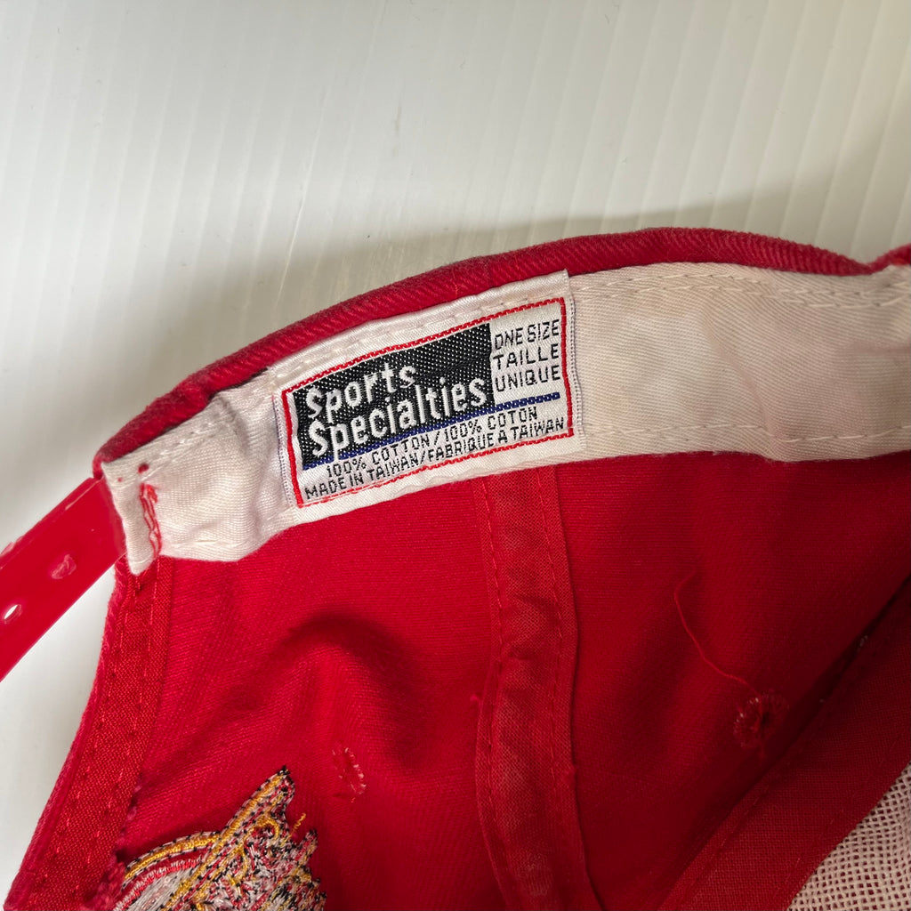 Vintage Sports Specialties Vancouver Canucks Snapback Hat