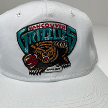 Load image into Gallery viewer, 1994 Sports Specialties Vancouver Grizzlies Logo Snapback Hat

