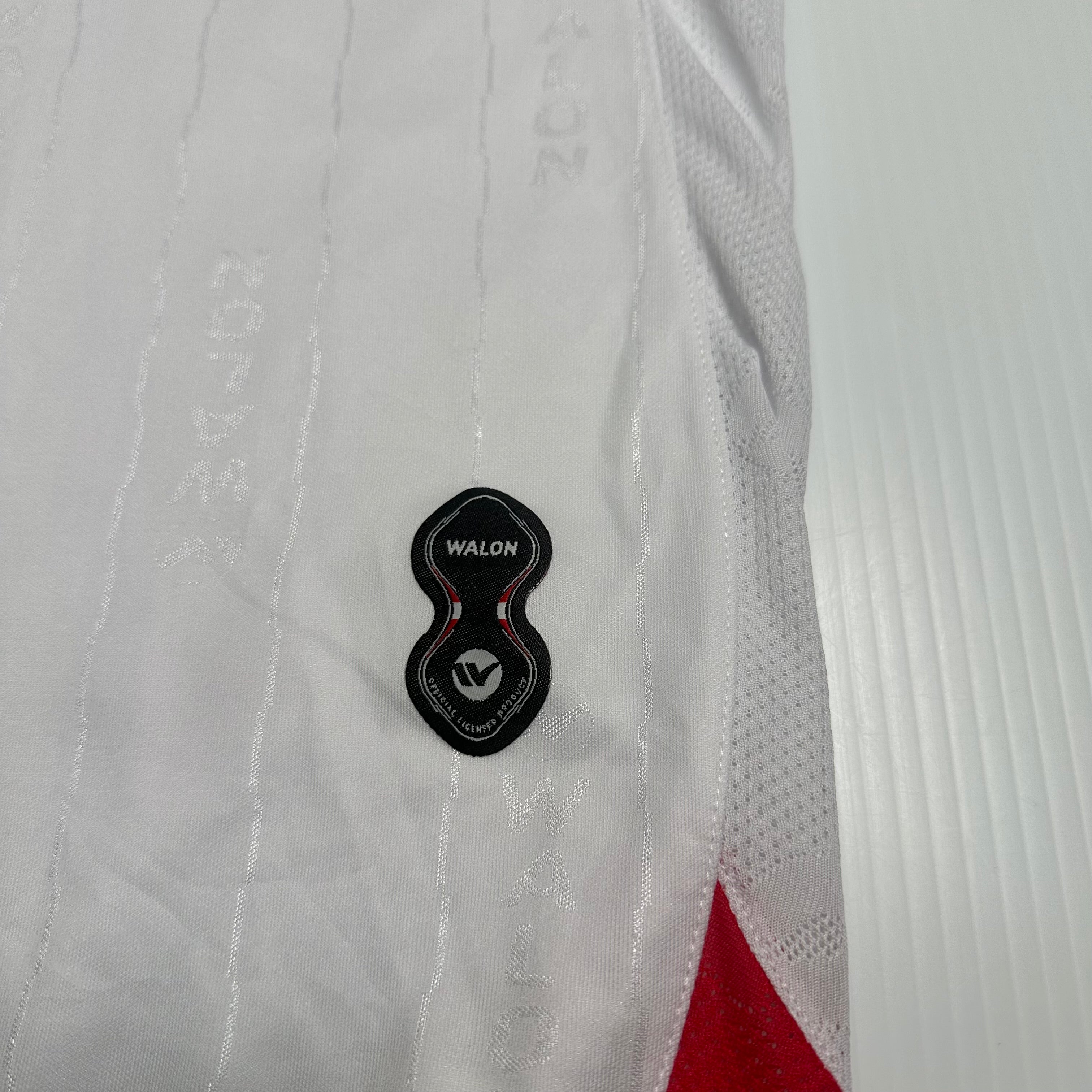 2007 Peru Walon Home Kit L