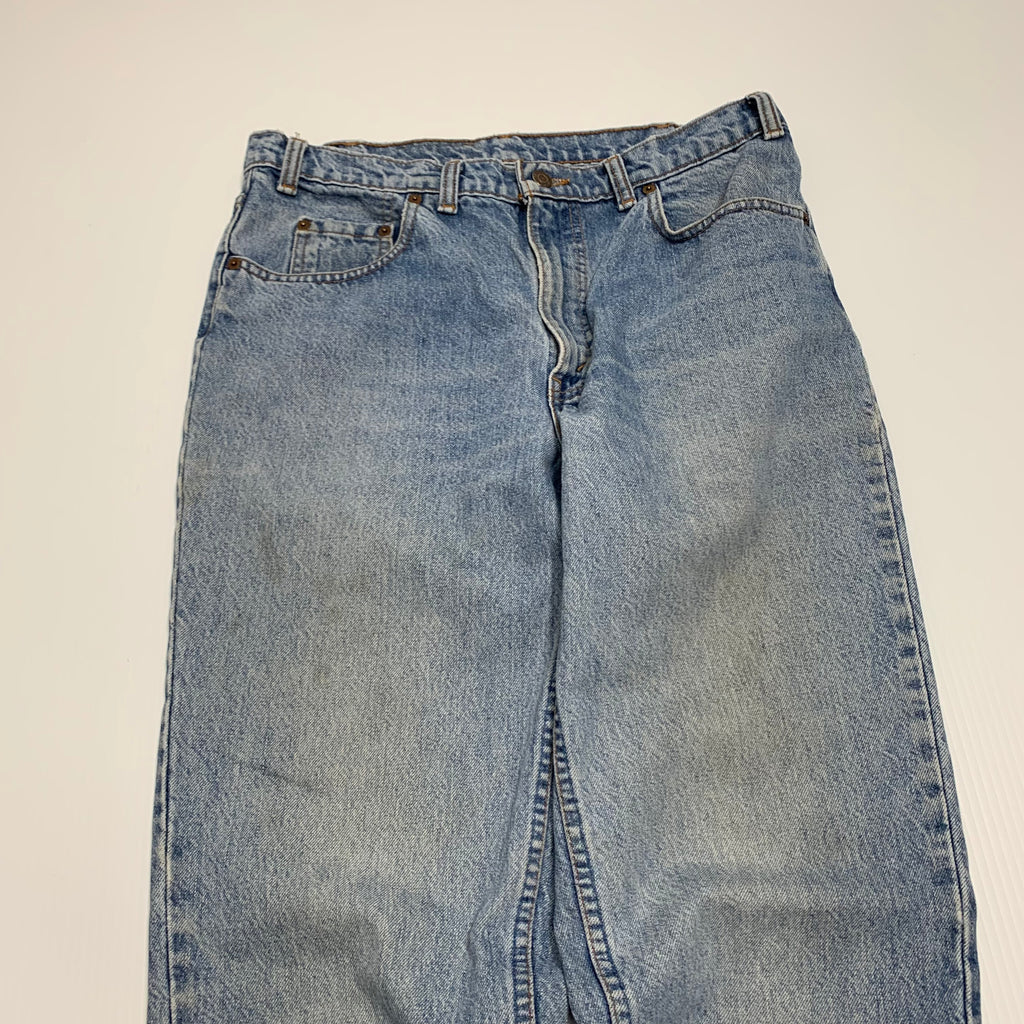 Vintage Levi’s Light Wash Denim 32