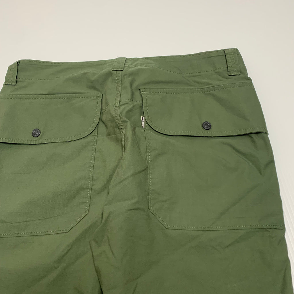 Levi’s Olive Cargo Pants 35