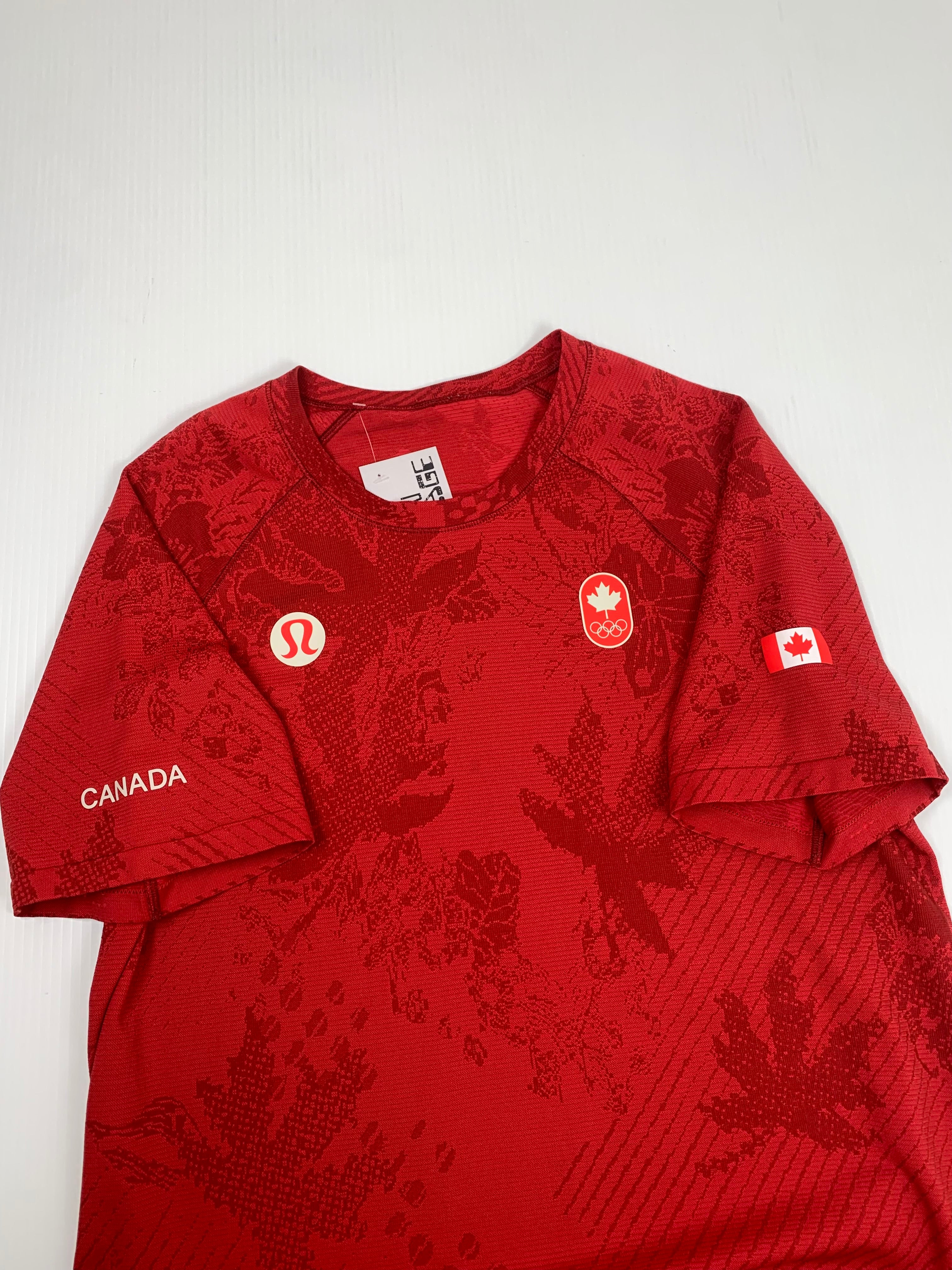 Lululemon Canada Olympics Team Athletic Shirt L