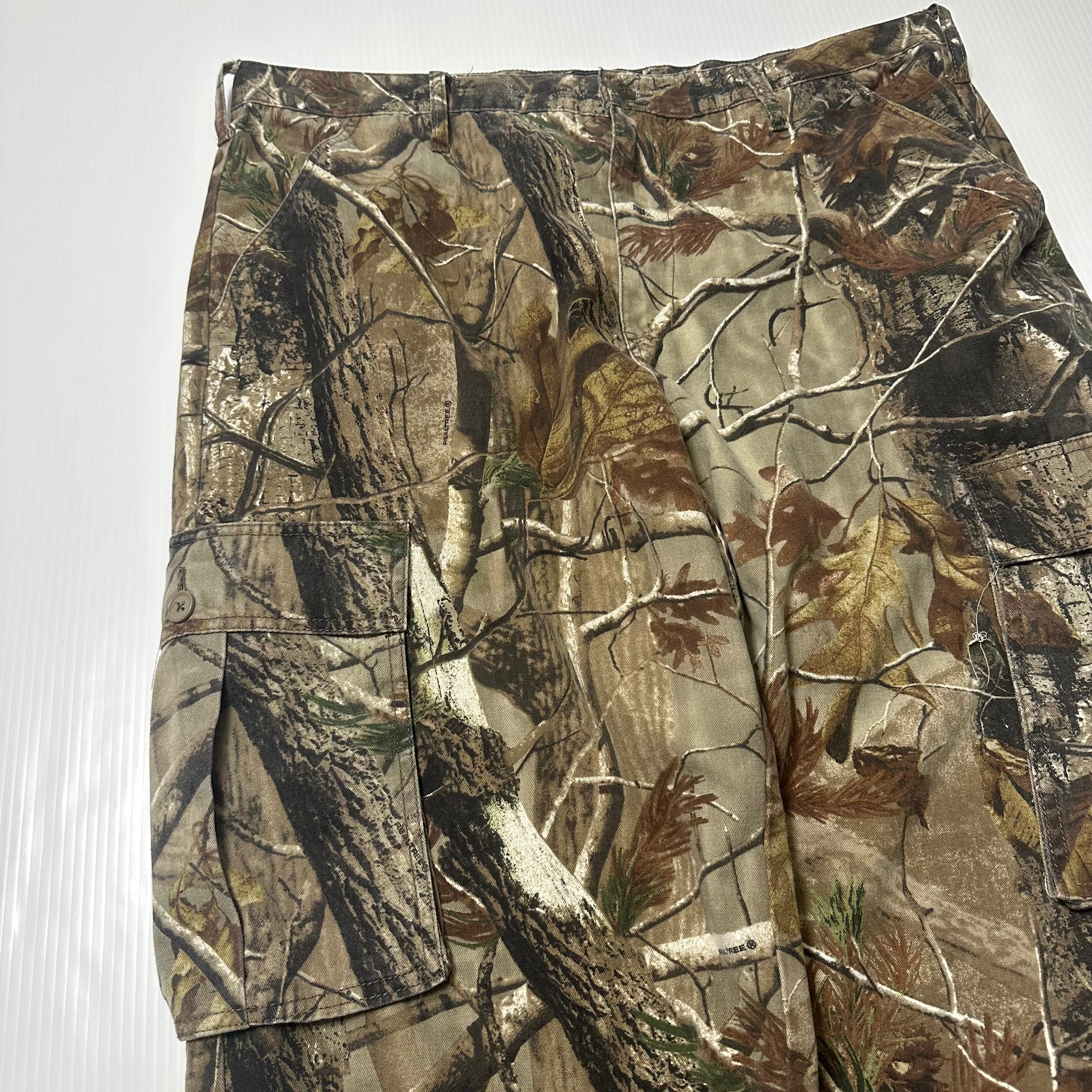 Realtree Camouflage Cargo Pants XL