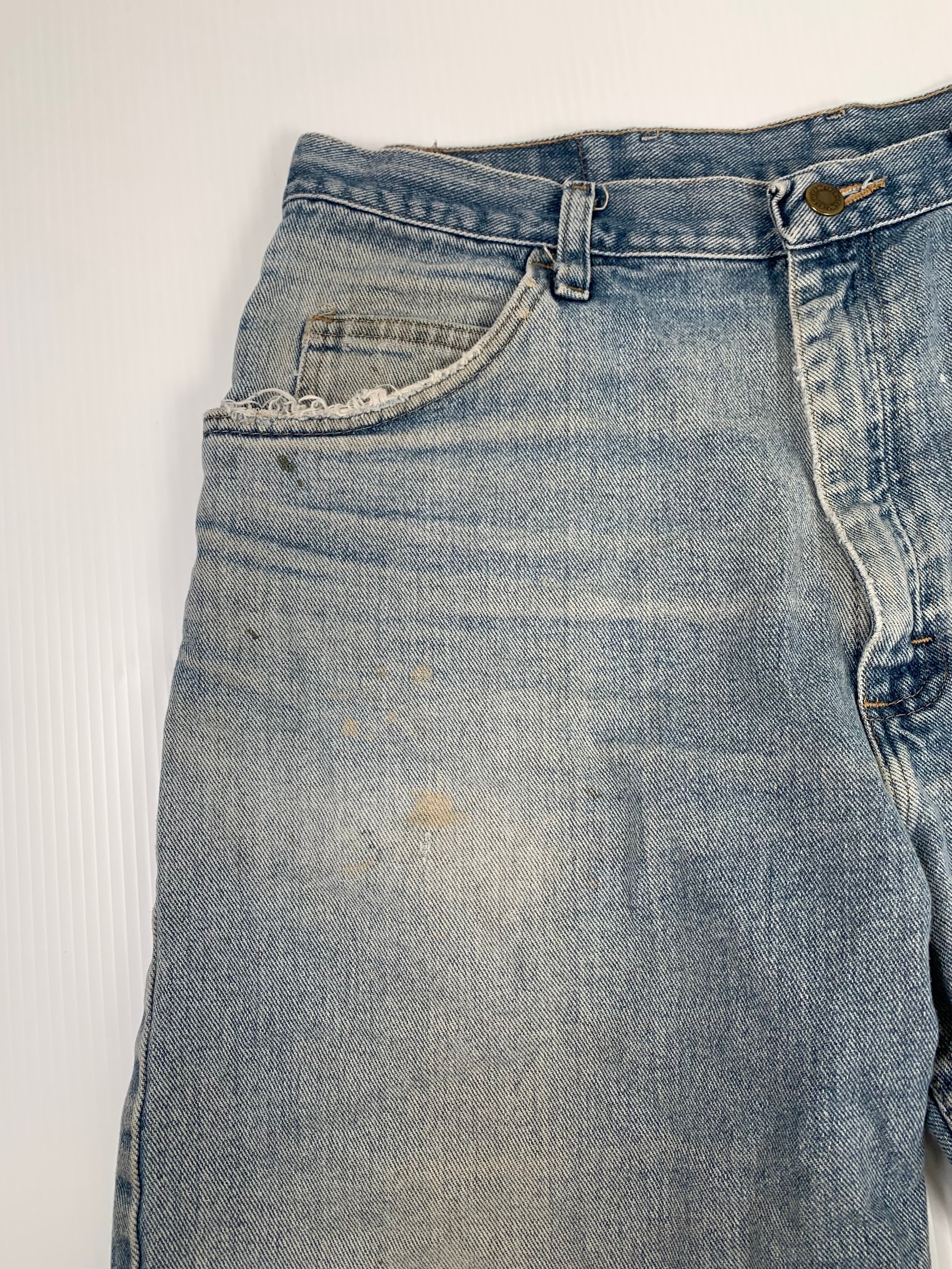 Vintage Wrangler Light Wash Distressed Denim Shorts 36