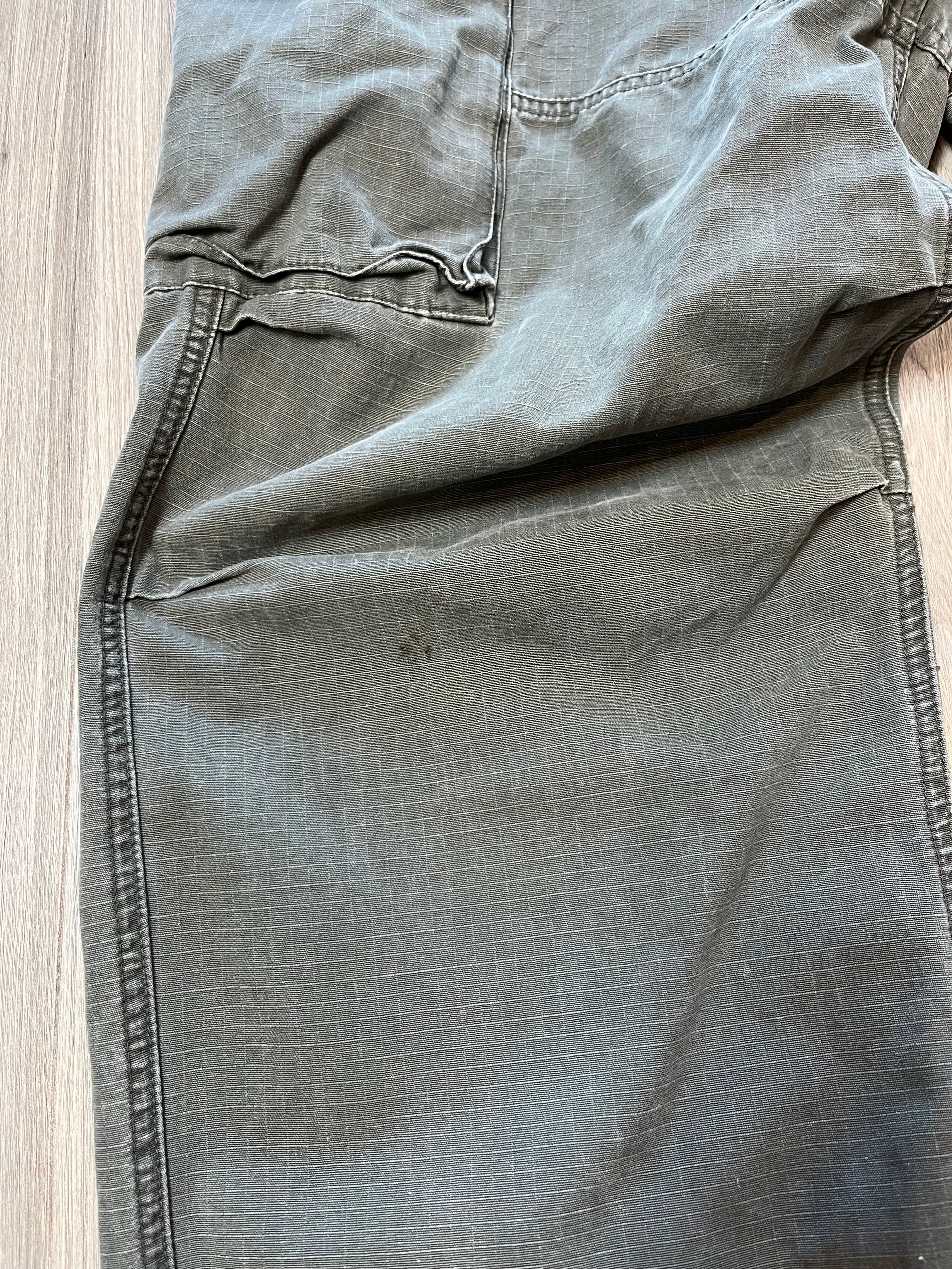 Mossimo Baggy Cargo Ripstop Pants 32