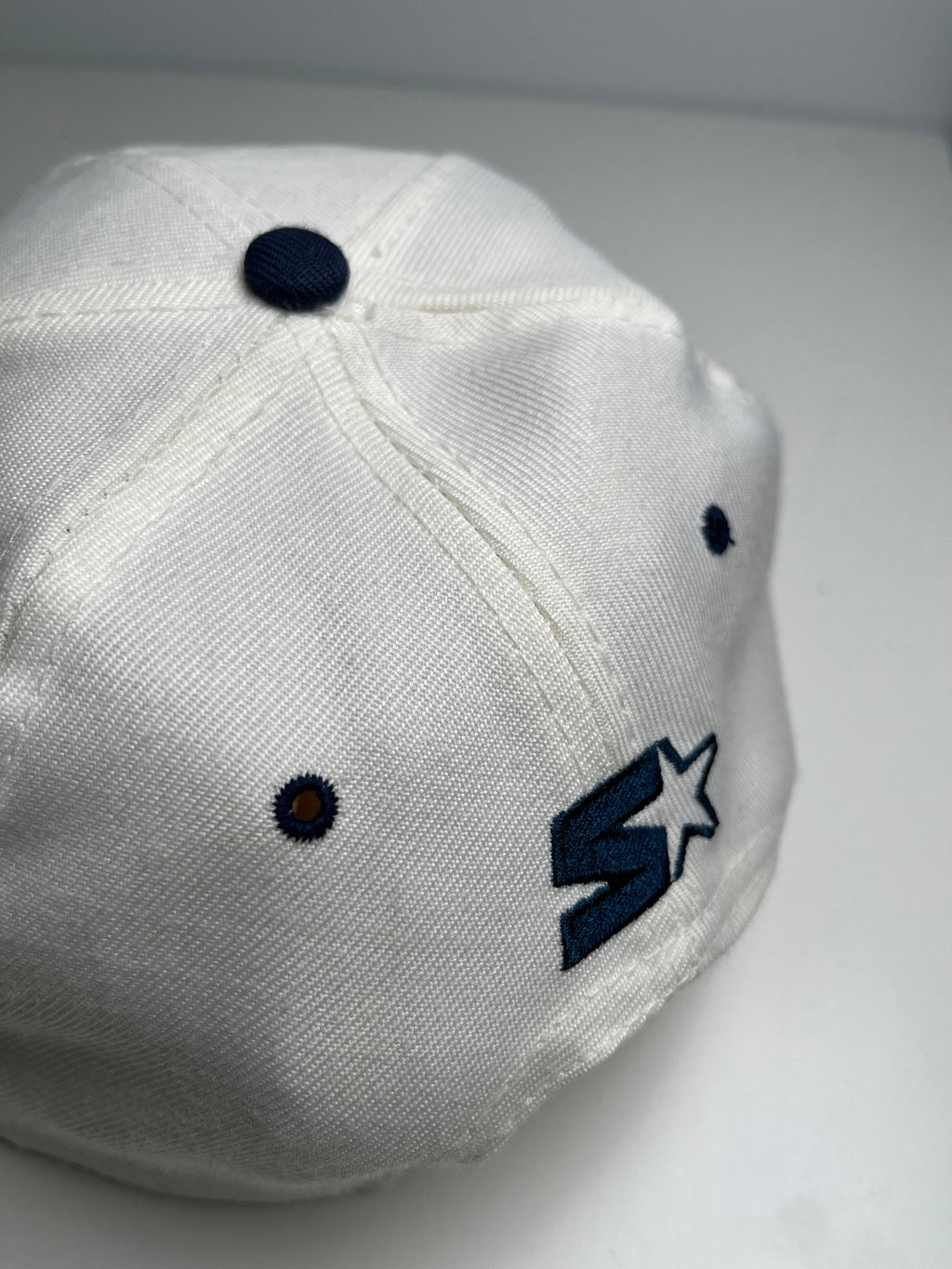 Vancouver Canucks Starter Strapback