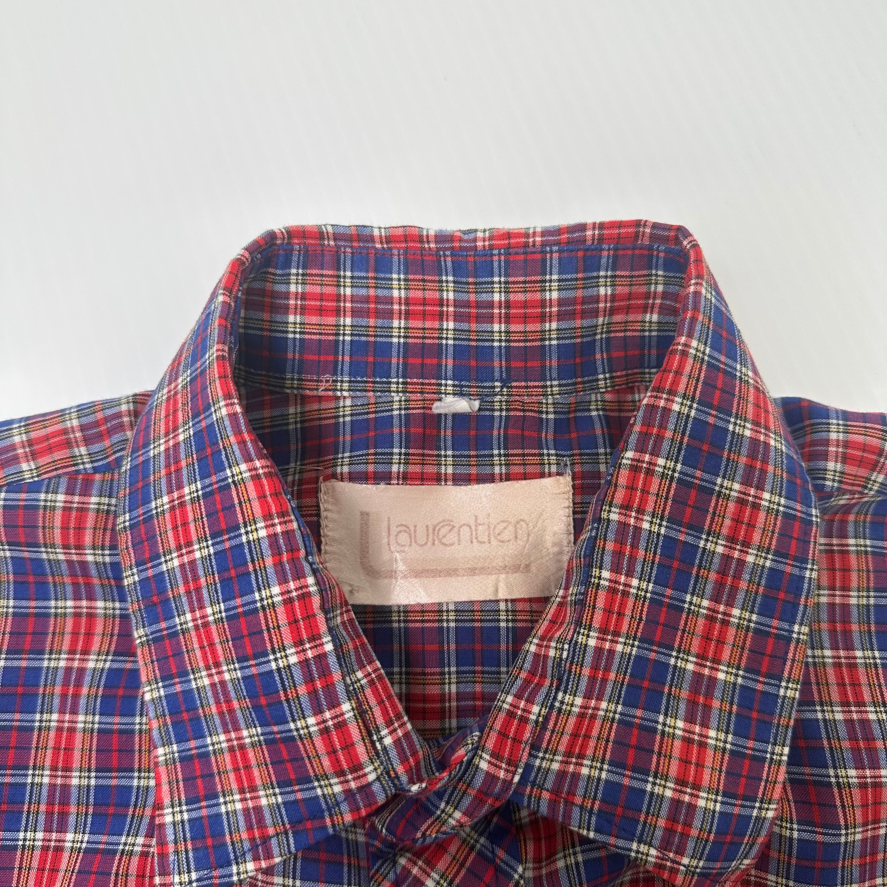 Vintage Laurentien Plaid Short Sleeve Button Up M