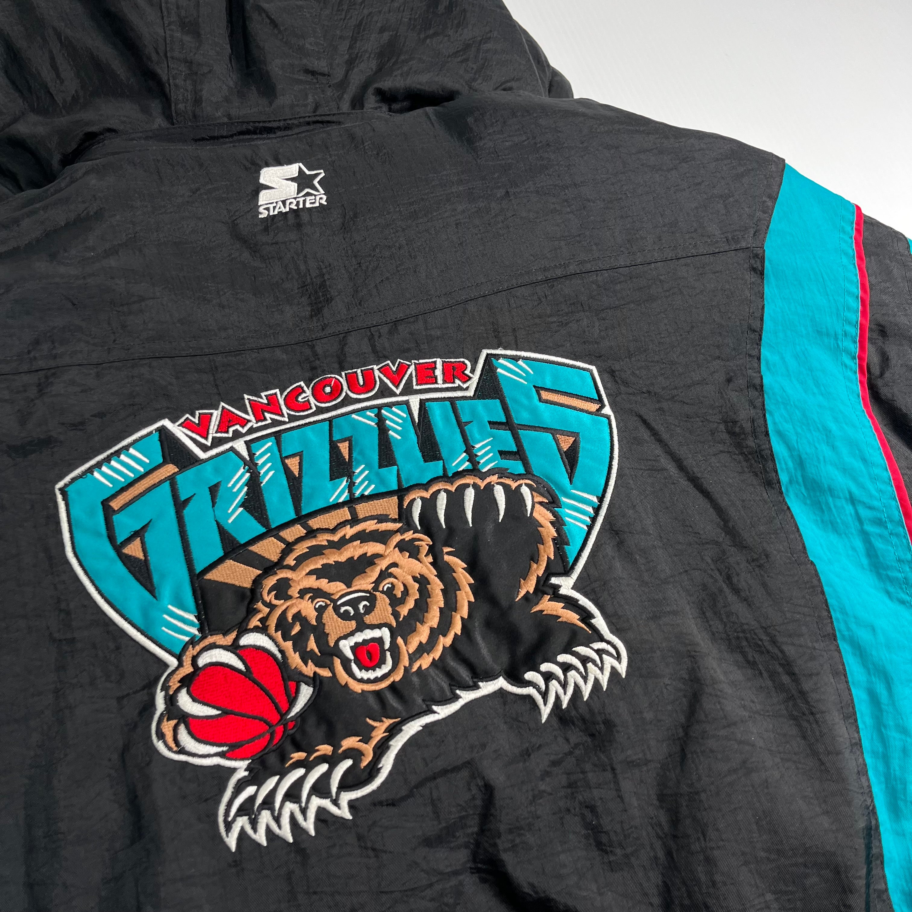 Vintage Starter Vancouver Grizzlies Puffer Jacket L