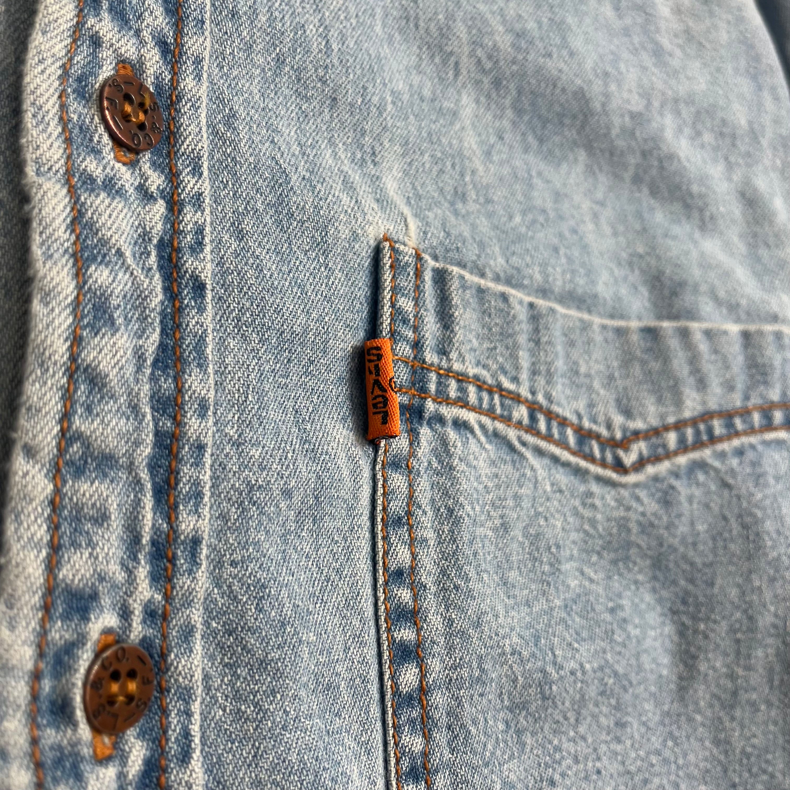 Vintage Levi's Orange Tab Medium Wash Button Up Shirt M