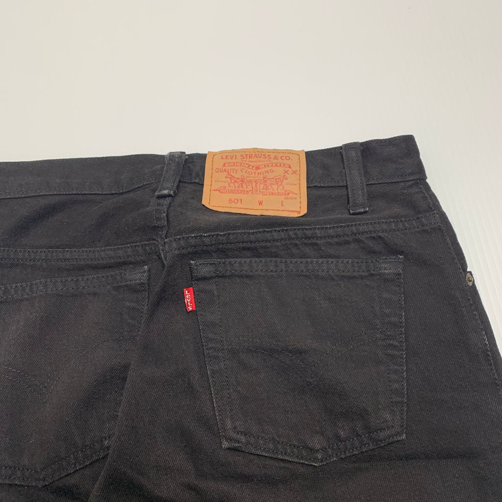Vintage Black Levi’s 501 29