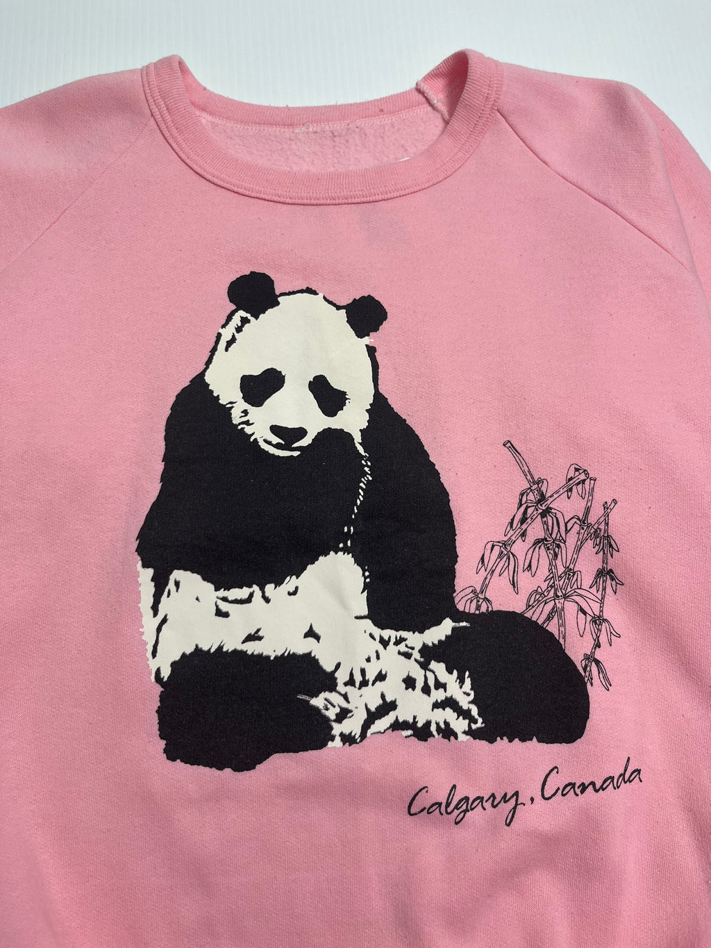 Vintage Panda Bear Calgary Sweatshirt M