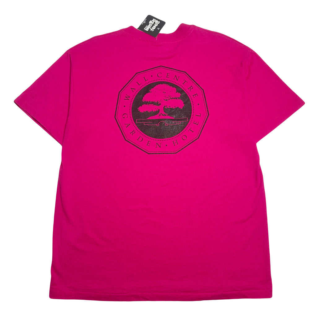 90s Wall Centre Garden Hotel Tee L