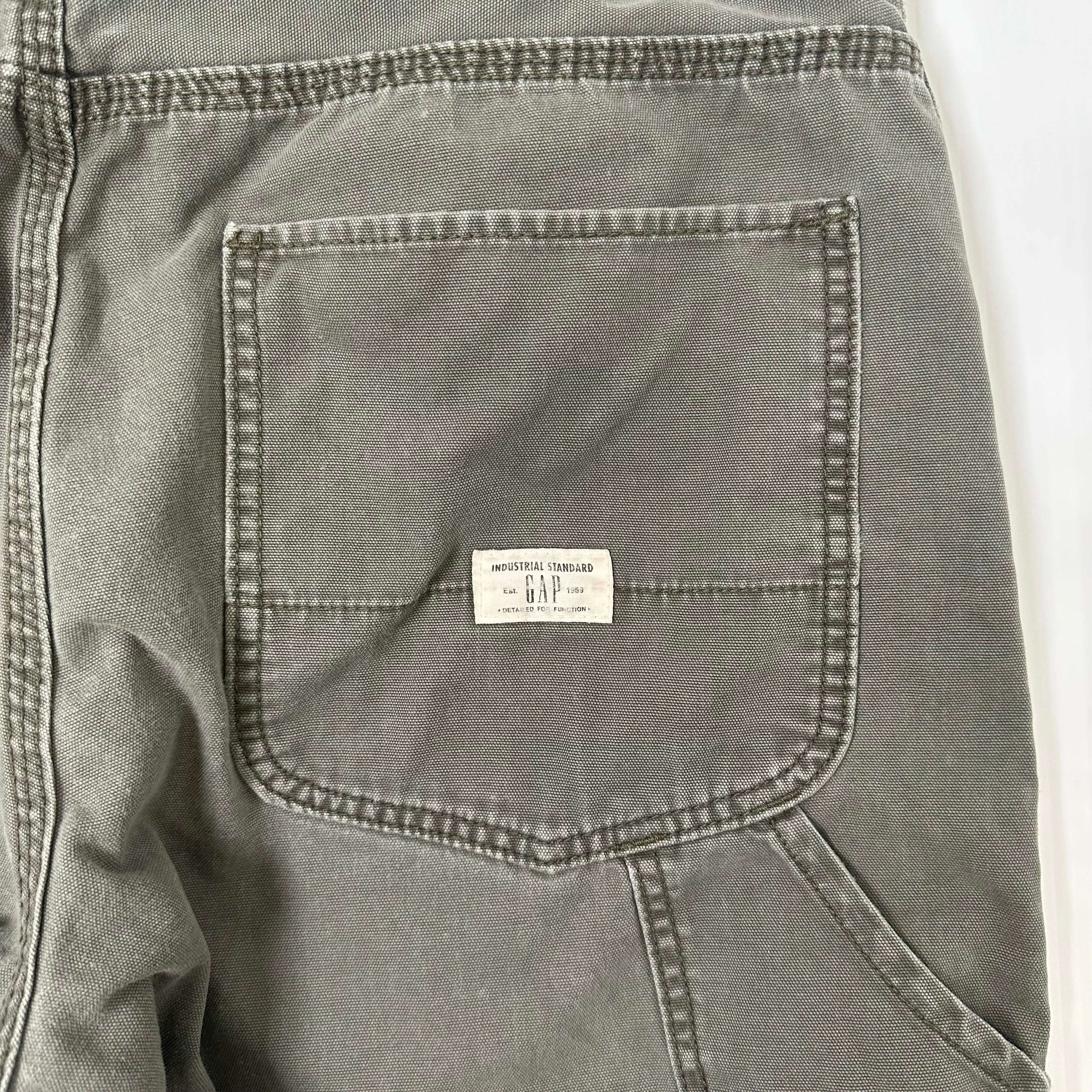 Vintage GAP Carpenter Denim Shorts 34