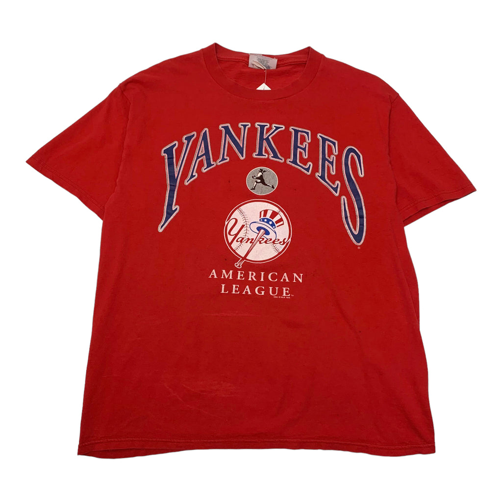 Red New York Yankees Tee L