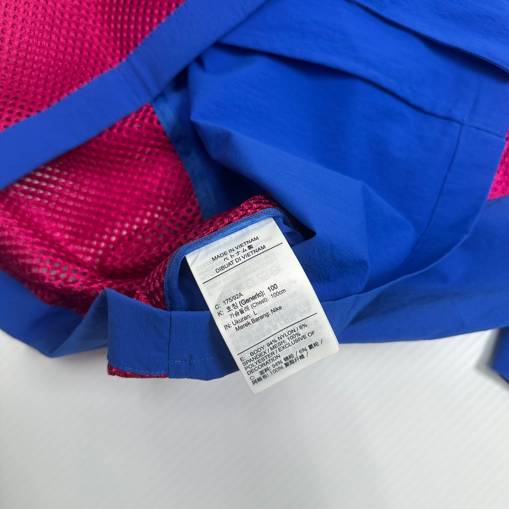 Nike ACG Full Zip Short Sleeve Top L