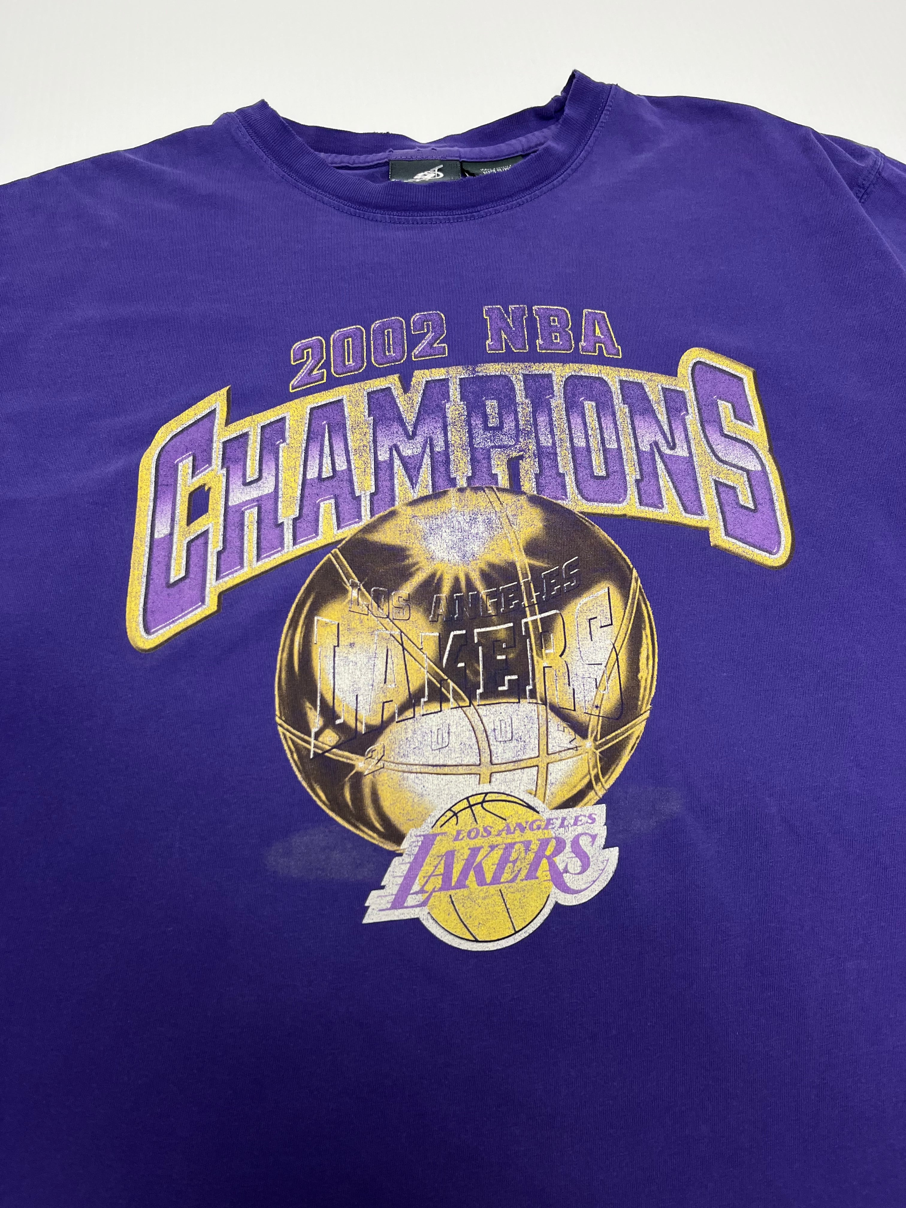 2002 LA Lakers NBA Champions Tee L