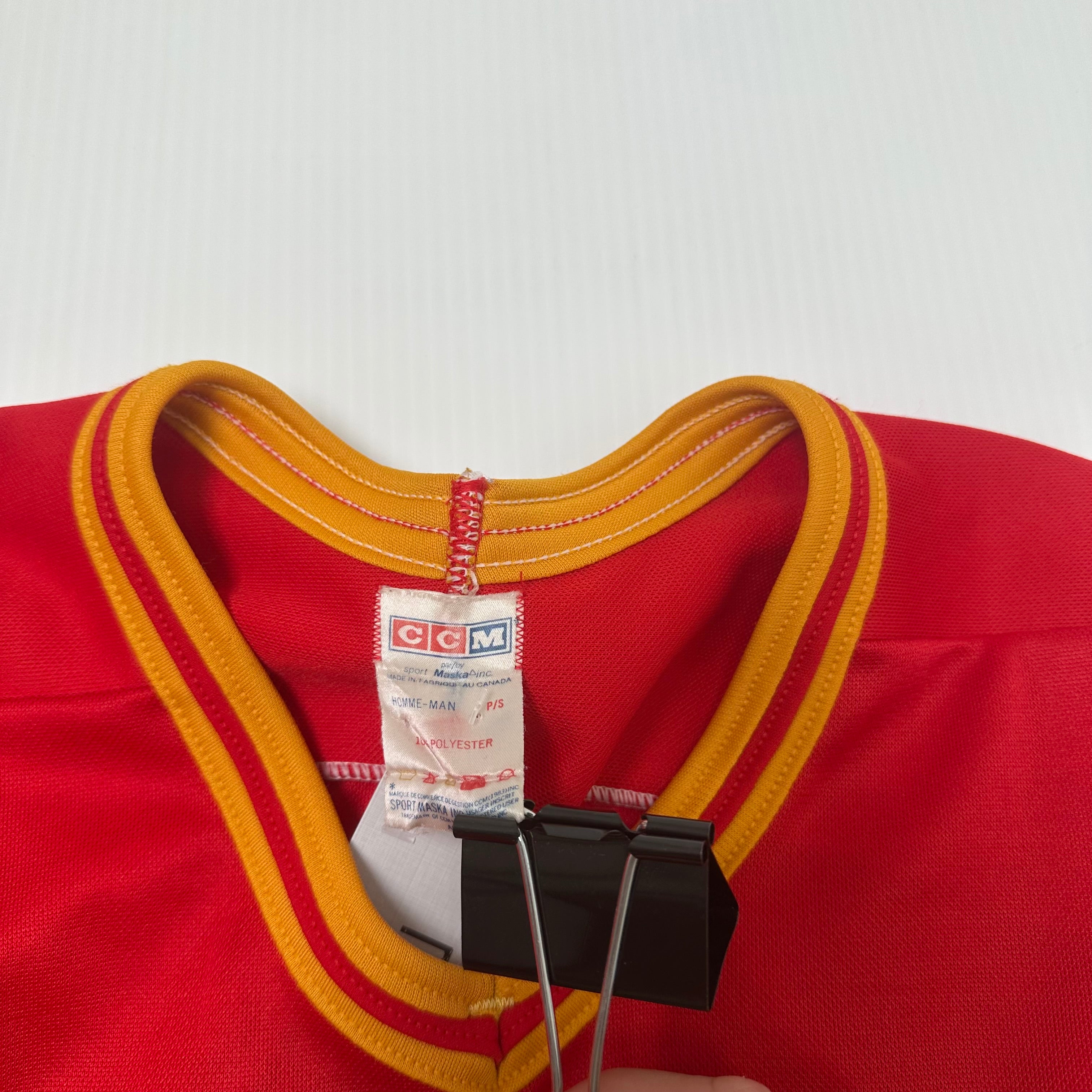 Vintage CCM Calgary Flames NHL Hockey Jersey S
