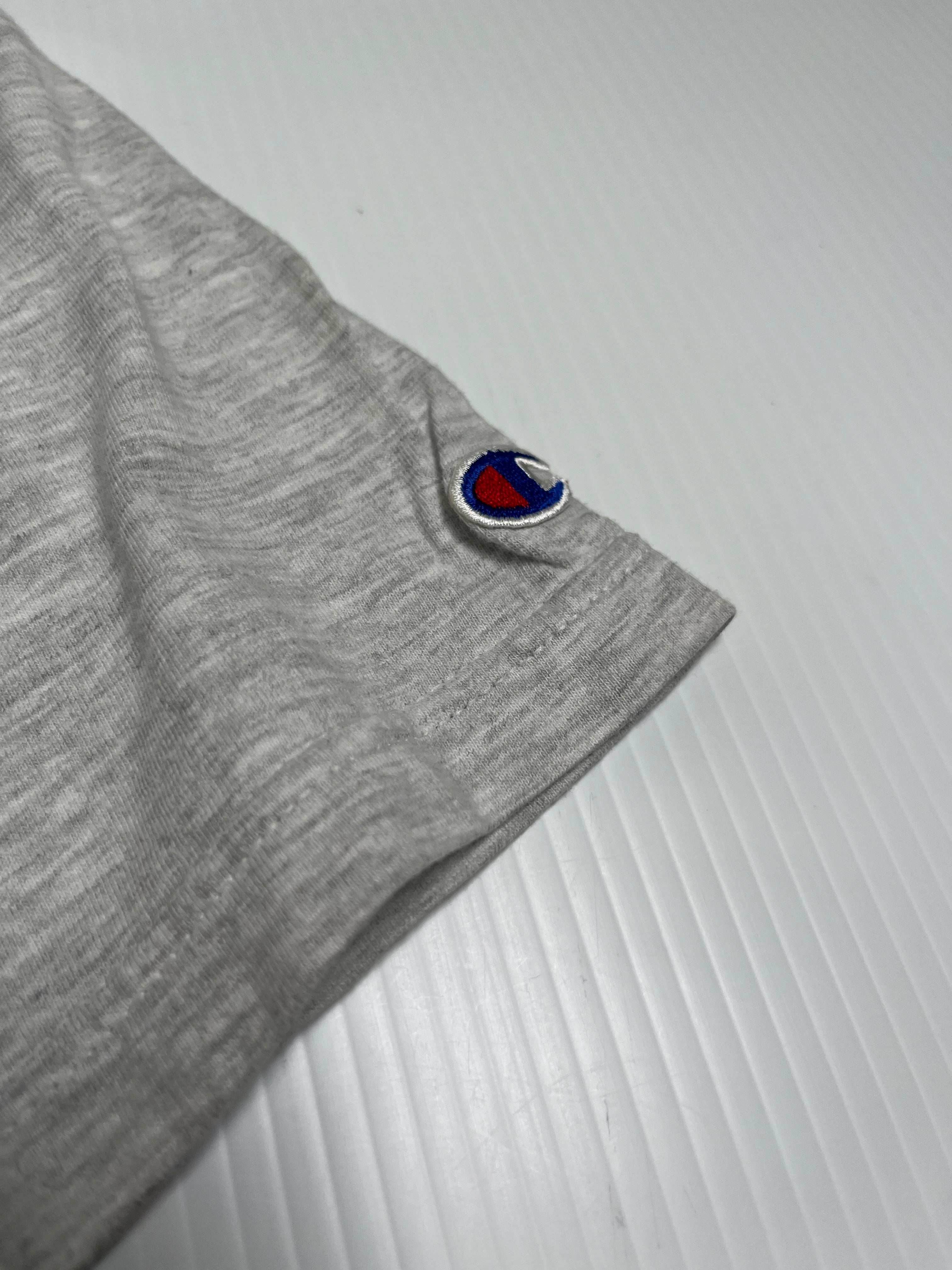 90s Champion Vancouver Grizzlies Tee Y-XL