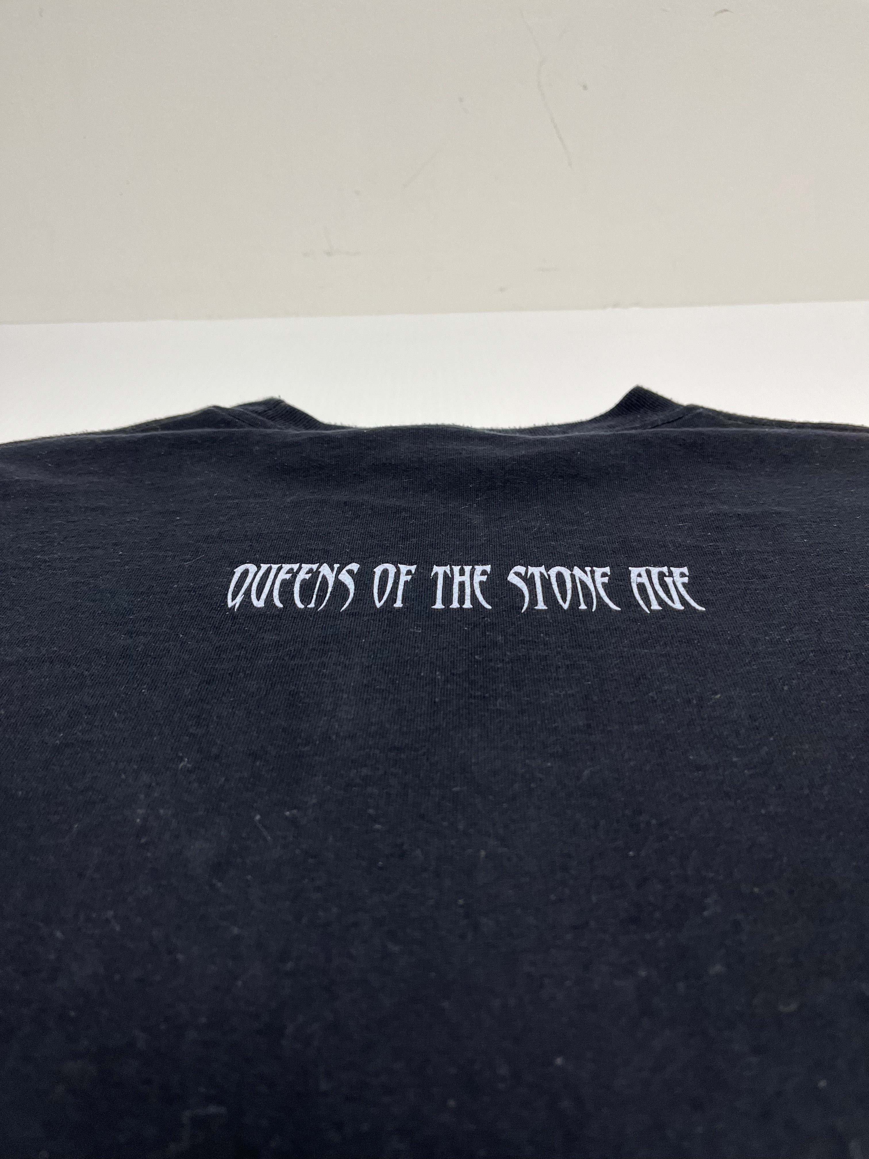 02’ Queens of The Stone Age Tee XL