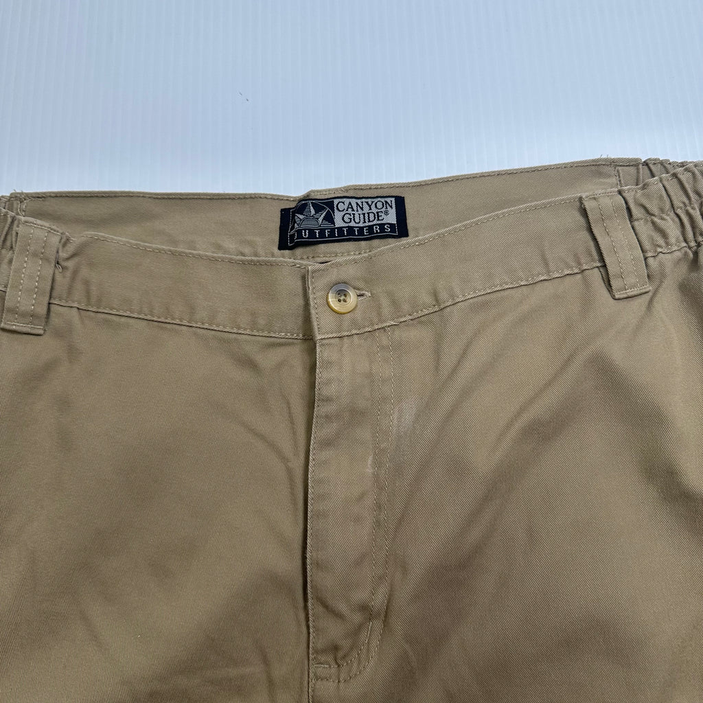 Canyon Guide Outfitters Cargo Shorts L