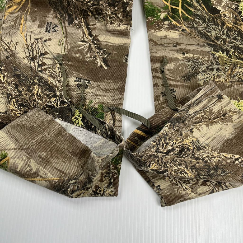Cabela's Real Tree Camouflage Cargo Pants 36