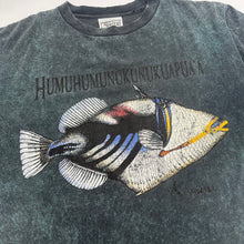 Load image into Gallery viewer, Vintage Hawaii Kauai Humuhumunukunukuapua&#39;a Fish Tee L
