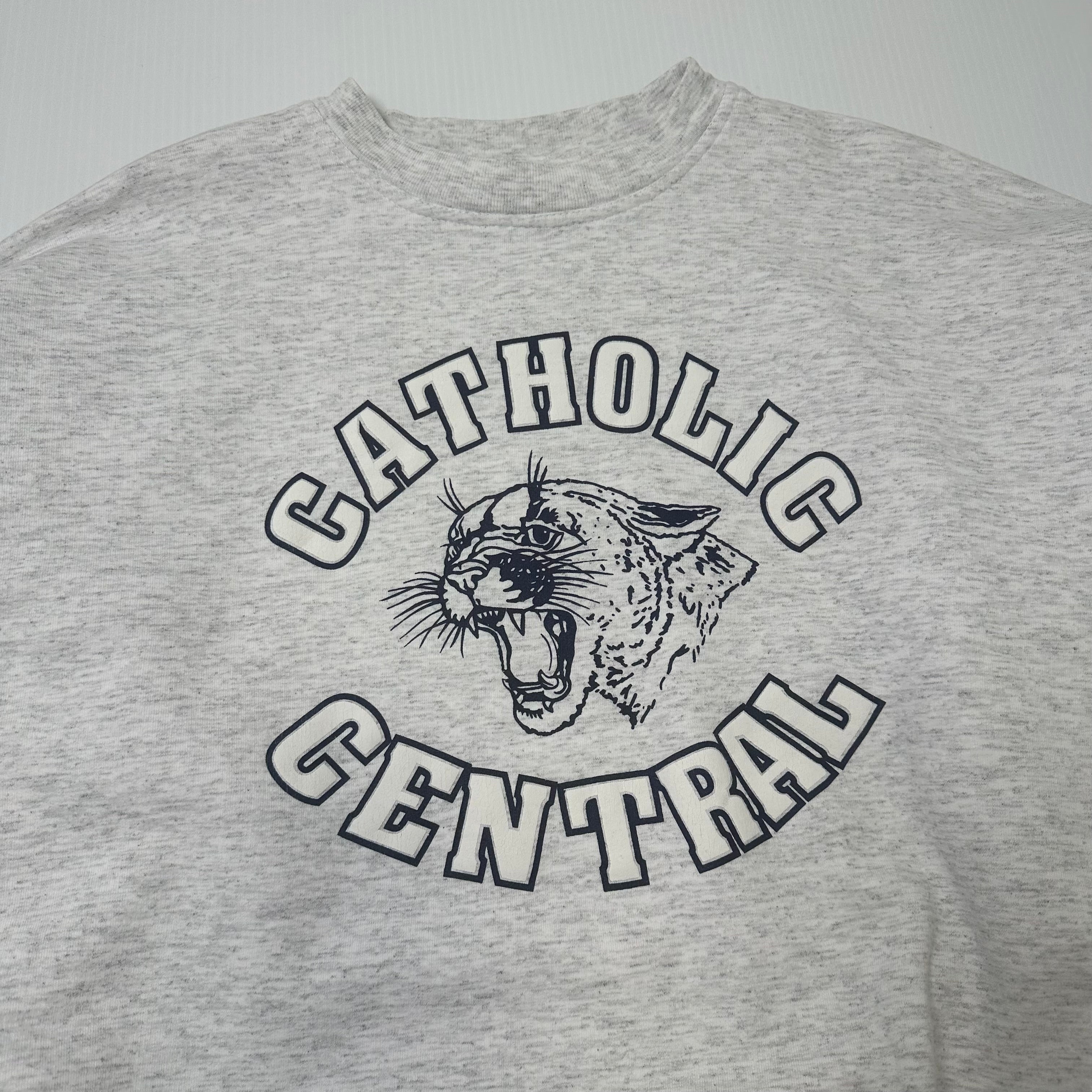 90s Catholic Central Graphic Crewneck L