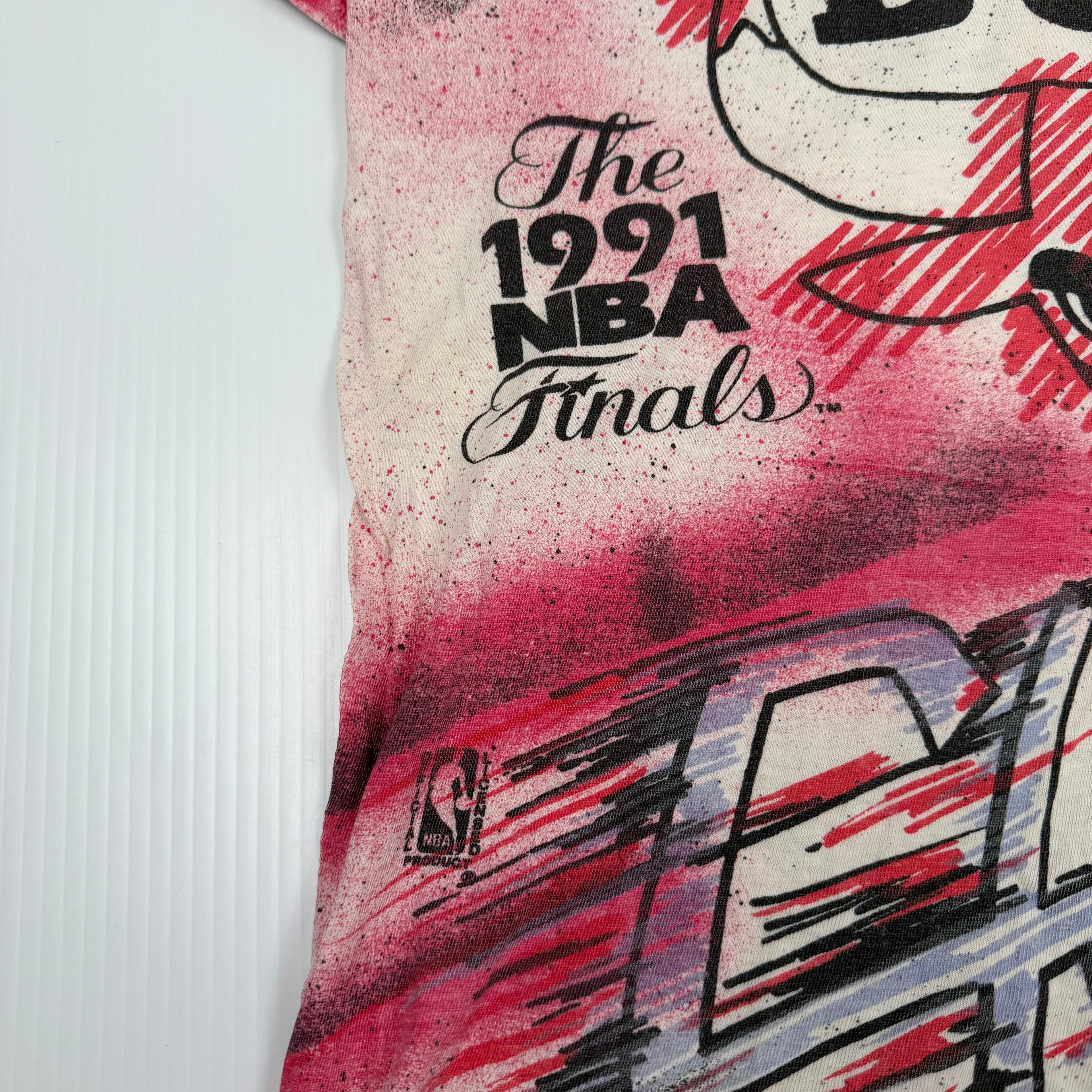 90s Magic Johnson T's Chicago Bulls AOP Tee L