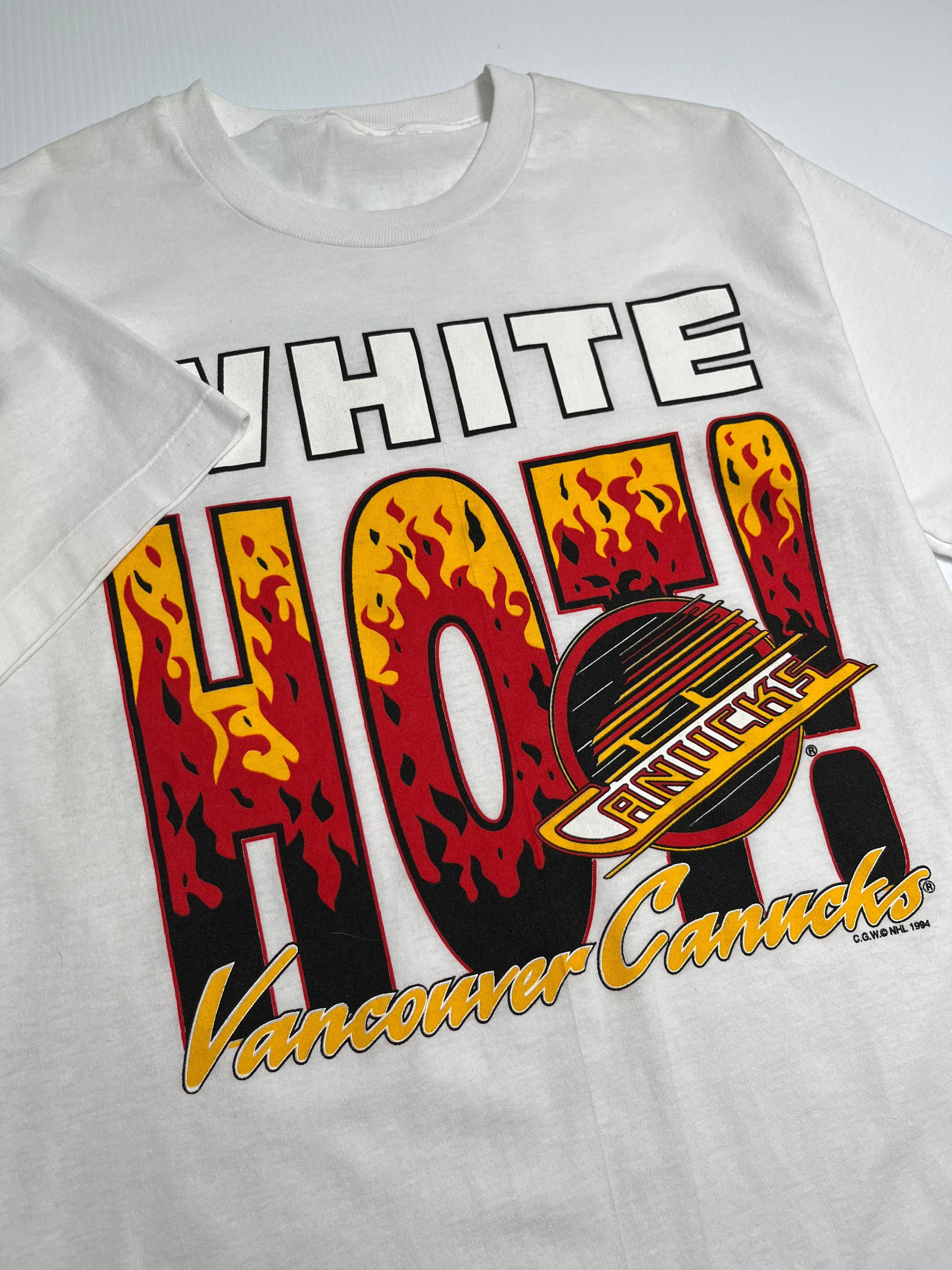 1994 Vancouver Canucks White Hot Graphic Tee L