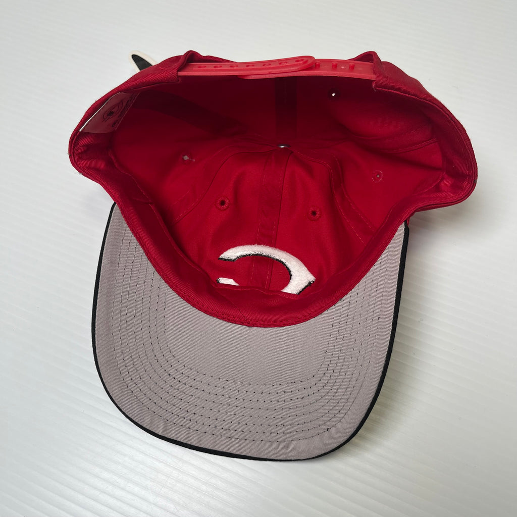 Vintage BNWT Cincinnati Reds MLB Snapback Hat