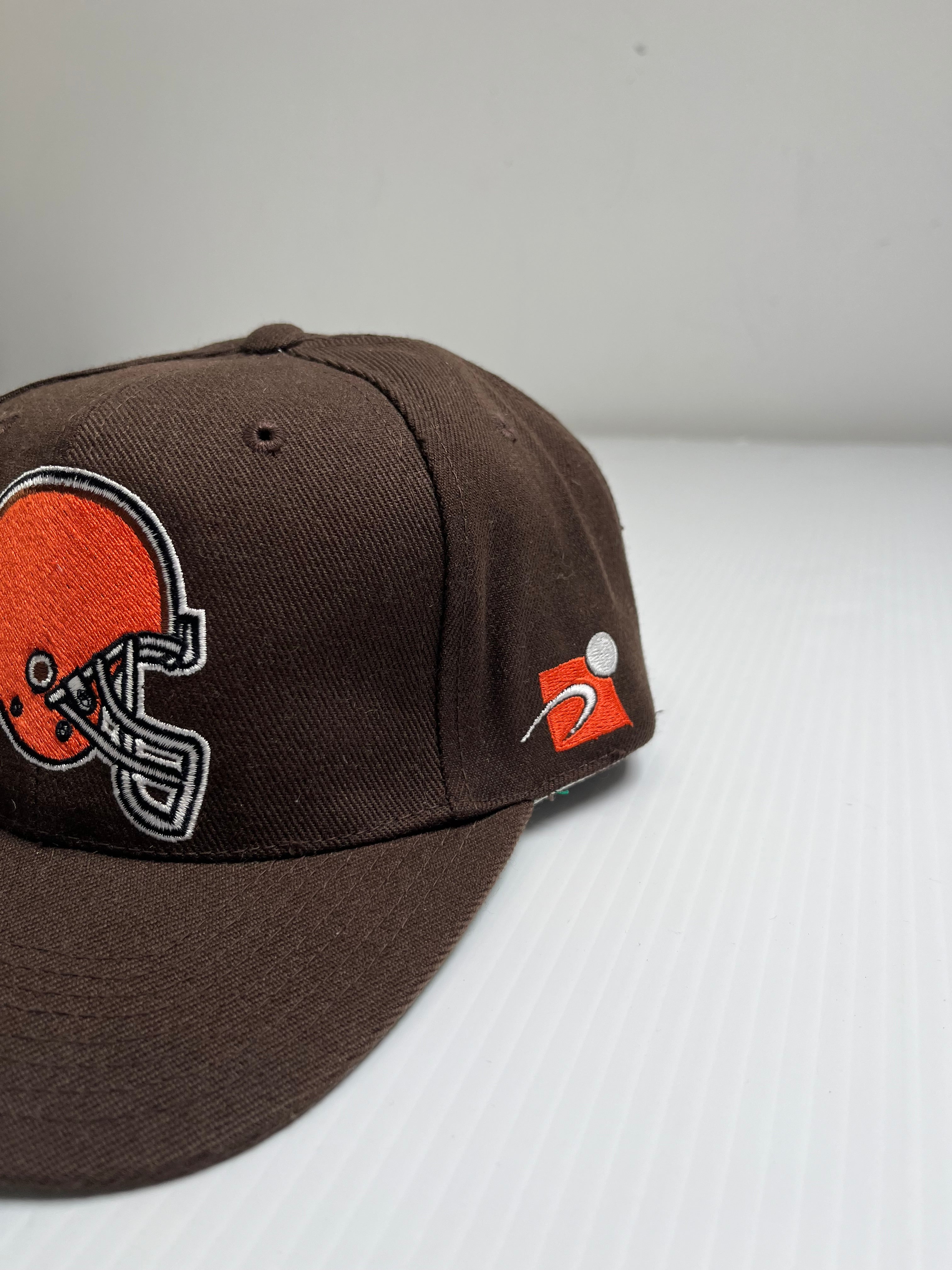 Vintage Sports Specialties Cleveland Browns Snapback Hat