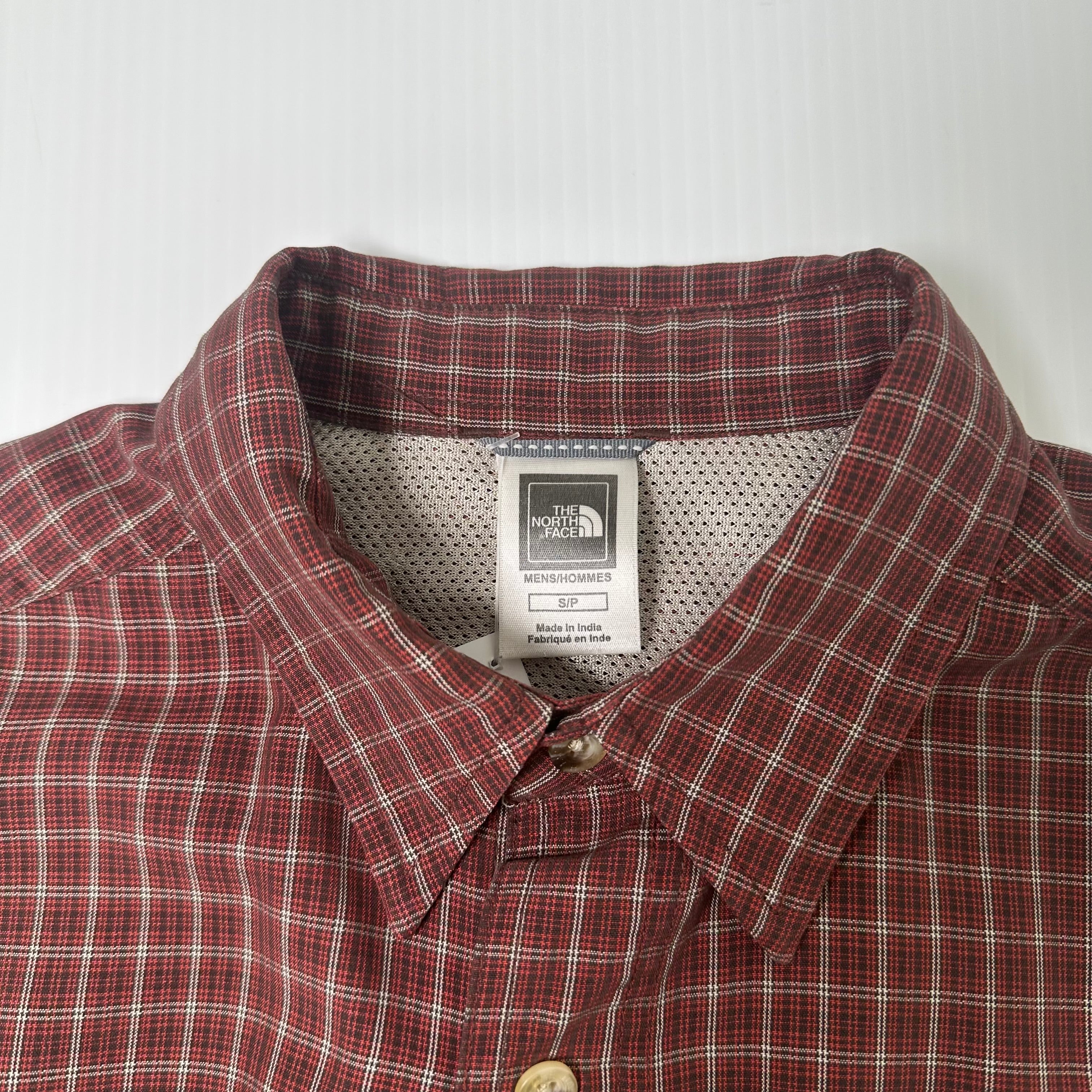 The North Face Plaid Button Up Shirt S