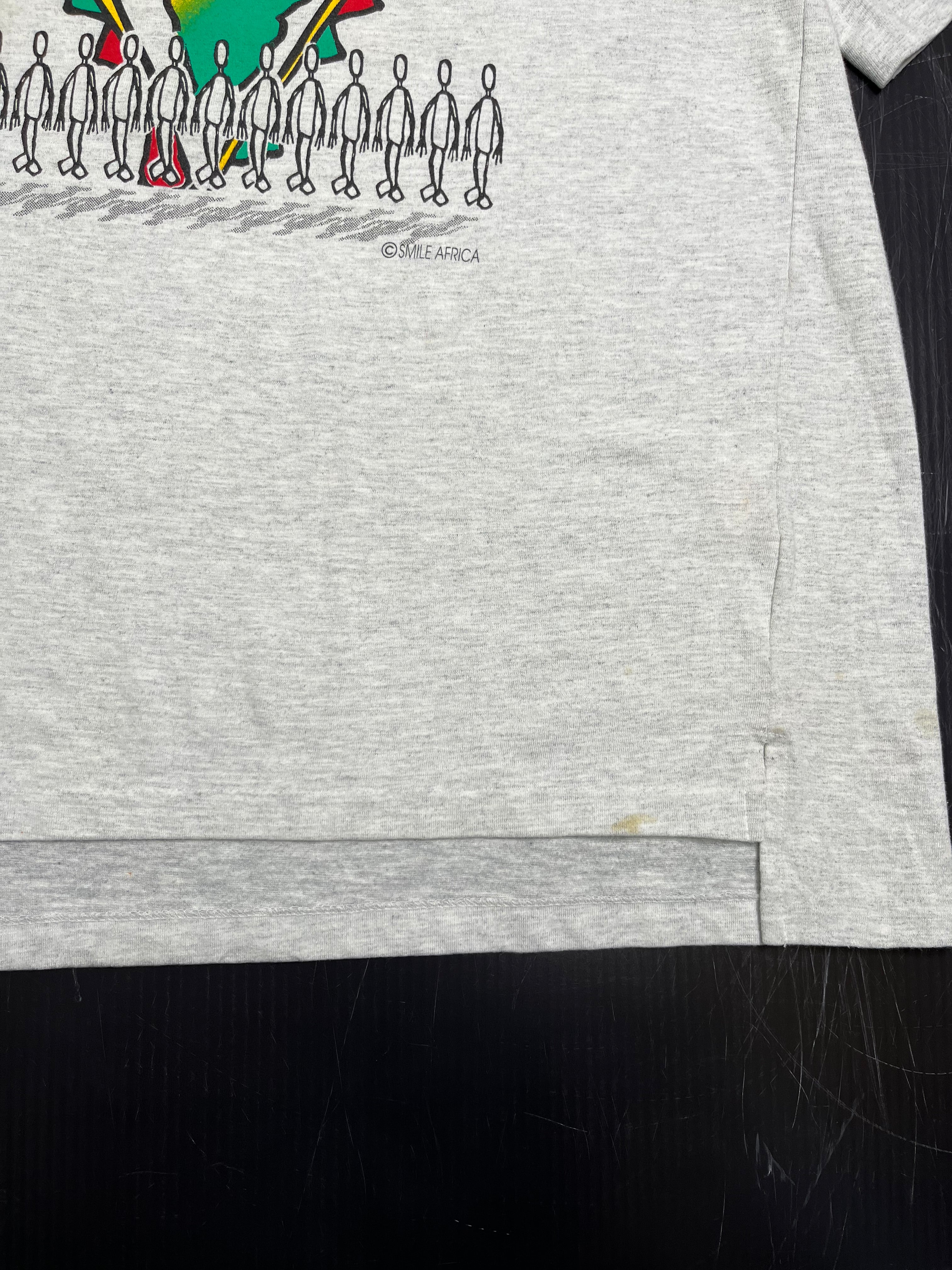 90s Smile Africa Art Tee XL