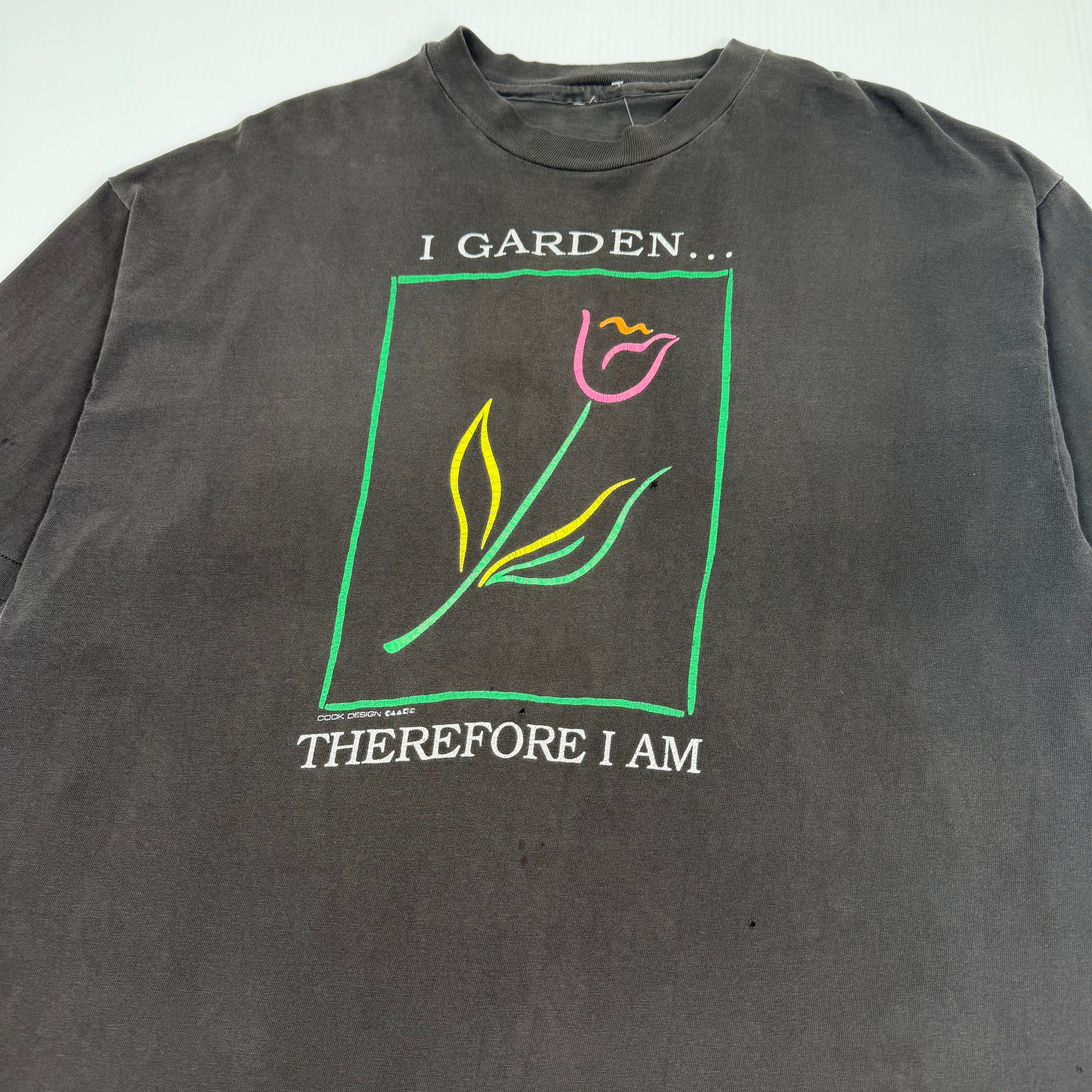 Vintage I Garden... Therefore I Am Graphic Tee XL